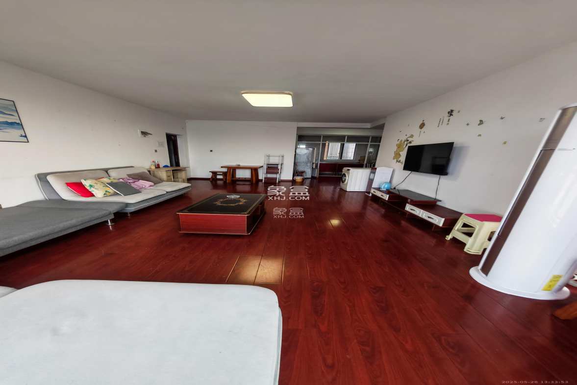 鑫天山城明珠  4室2厅1卫    1800.0元/月 鑫天山城明珠  4室2厅1卫    1800.0元/月室内图