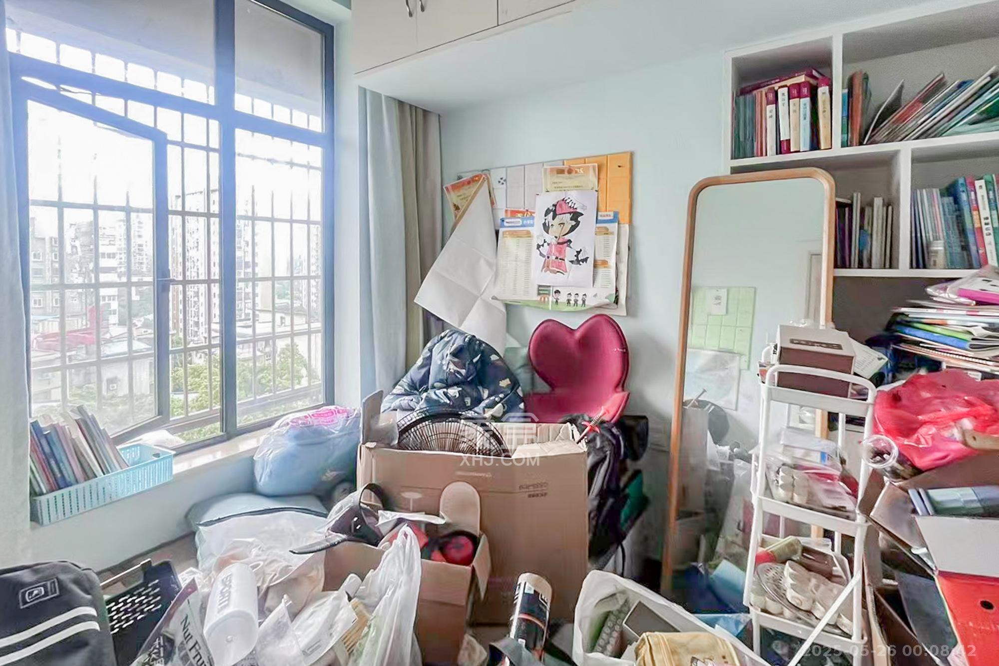 胜家雅苑  3室2厅2卫   121.00万卧室