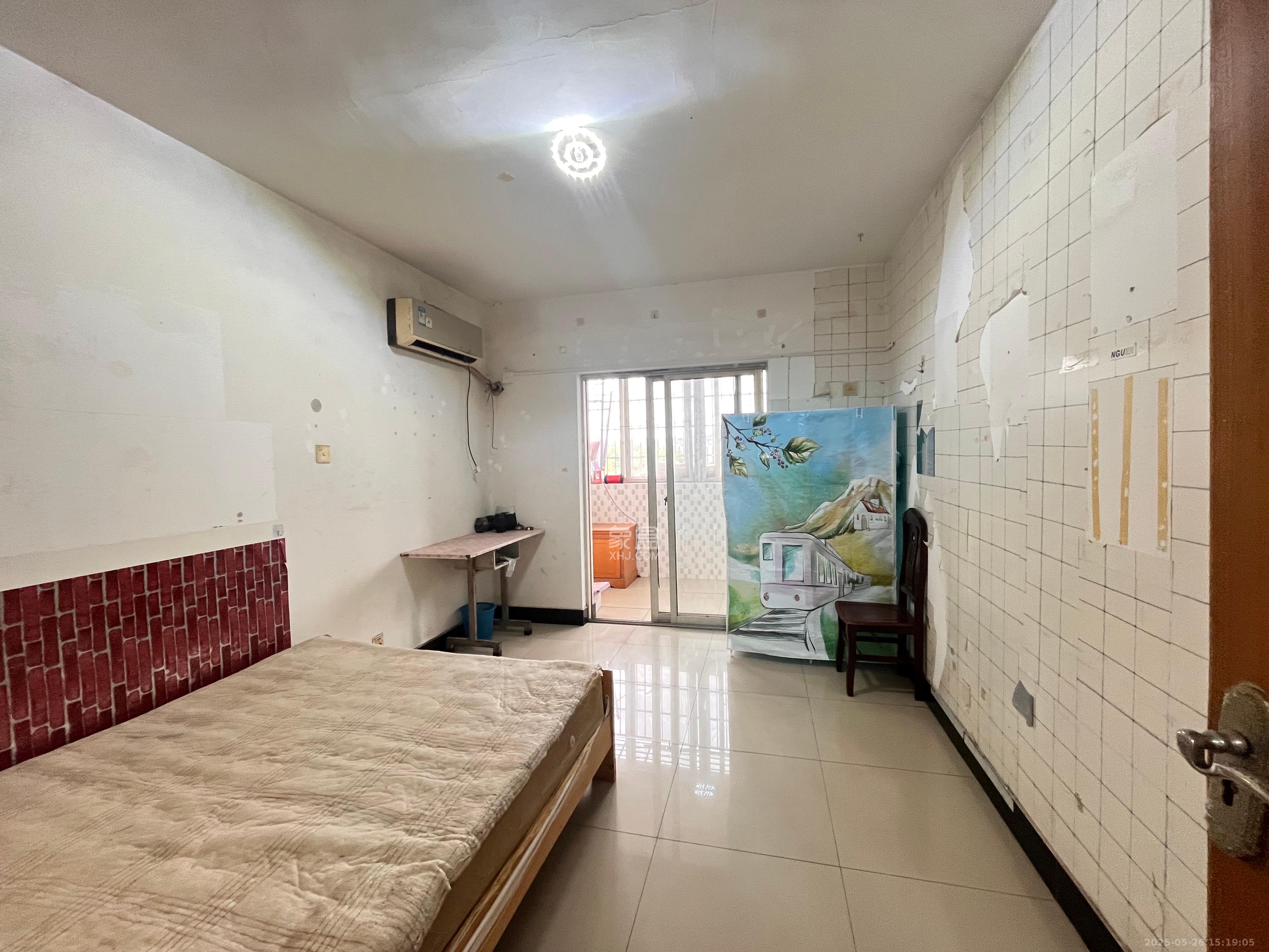 机械化宿舍  3室1厅1卫    1300.0元/月室内图