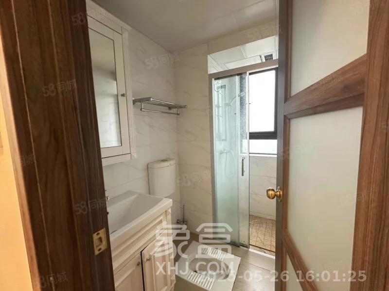 碧桂园大学印象一期 4室2厅2卫 2400.0元/月 碧桂园大学印象一期 4室2厅2卫 2400.0元/月室内图