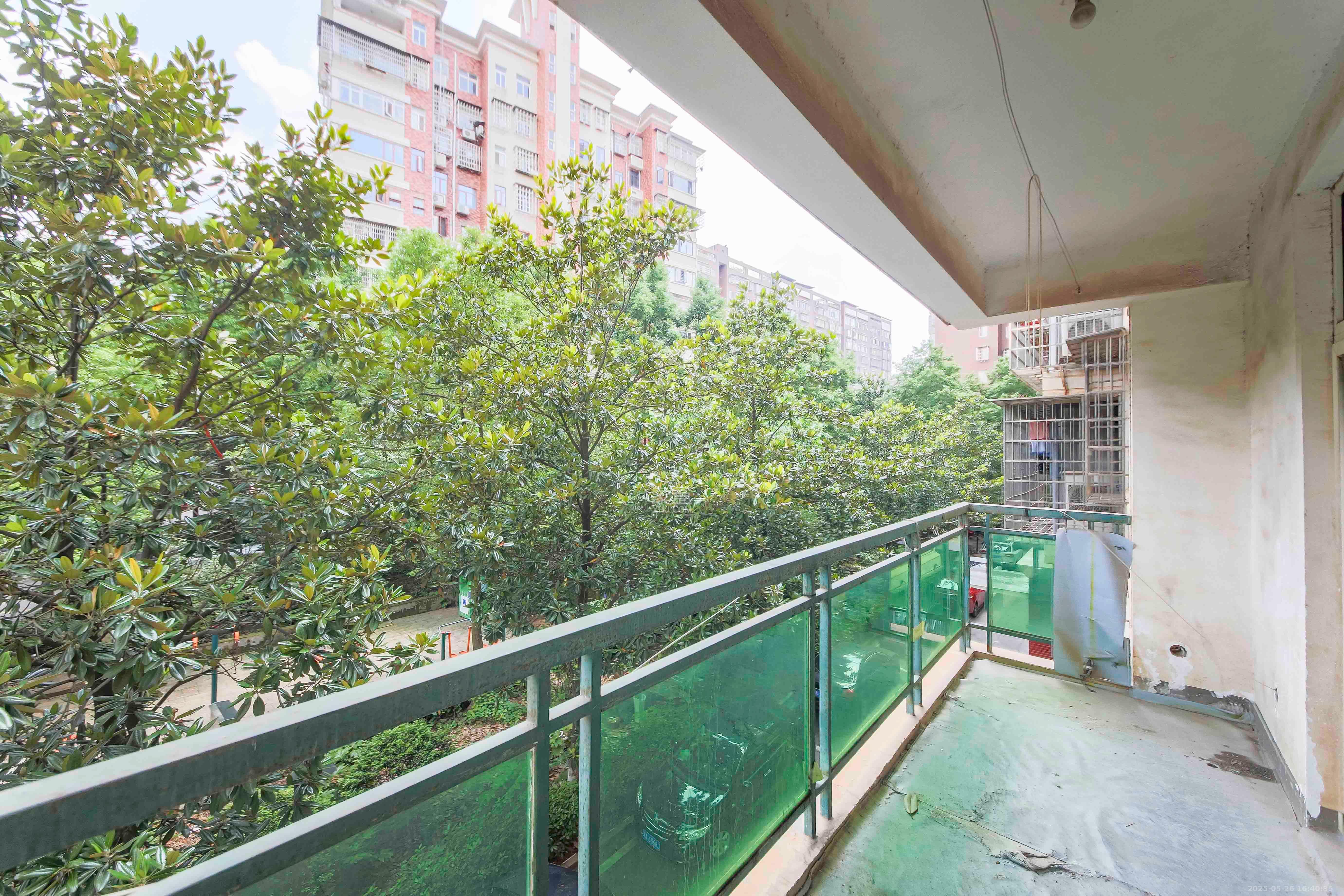 景荣华苑 3室2厅2卫 1200.0元/月 景荣华苑 3室2厅2卫 1200.0元/月室内图