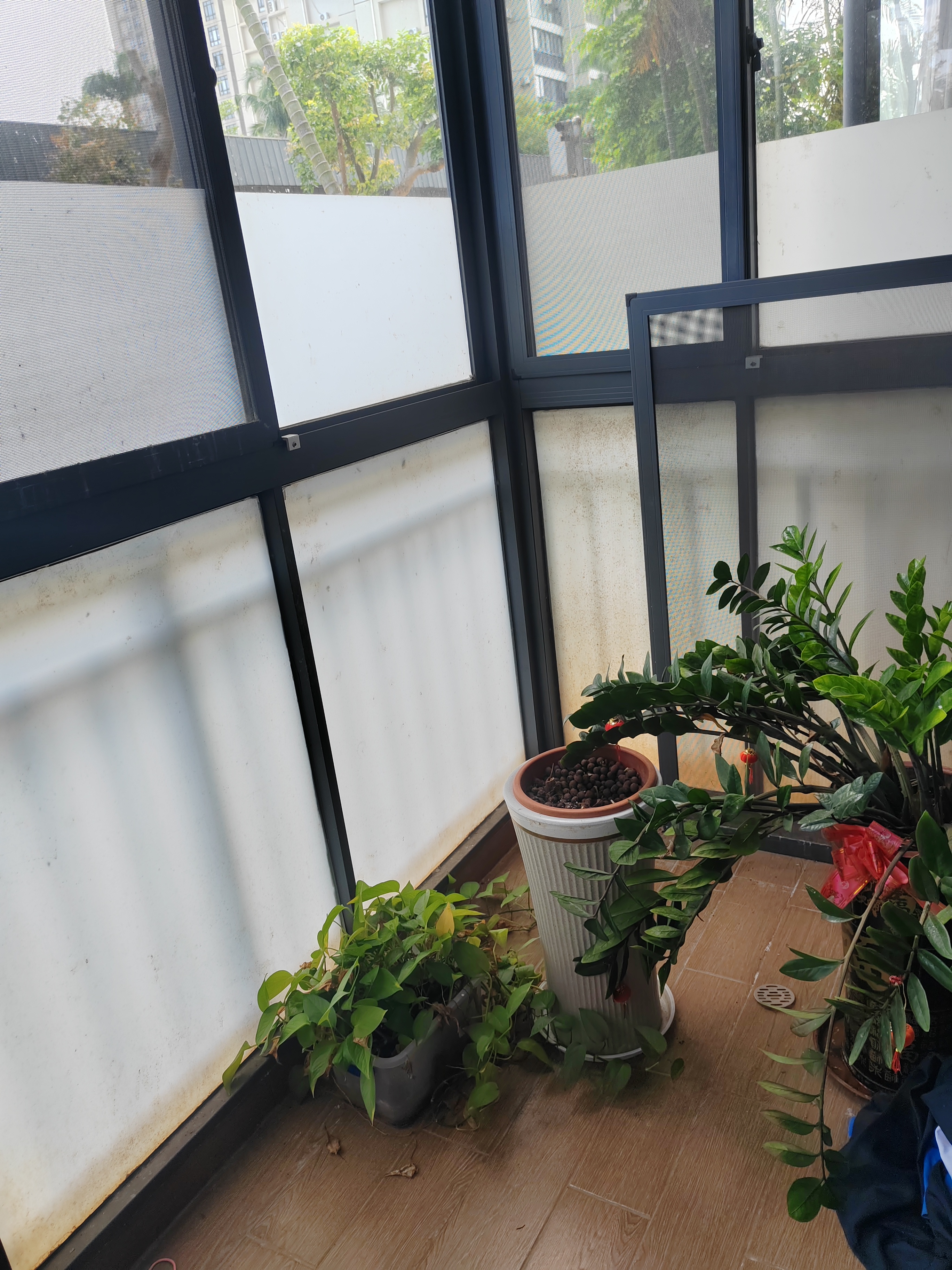 兆南和园 3室1厅2卫 145.0万 兆南和园 3室1厅2卫 145.0万阳台