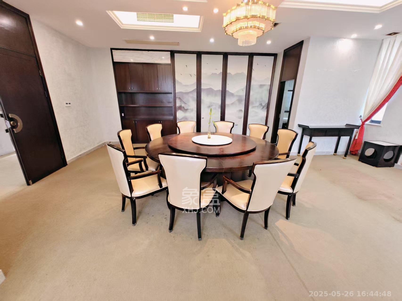 上庭苑  4室2厅2卫    5000.0元/月 上庭苑  4室2厅2卫    5000.0元/月室内图