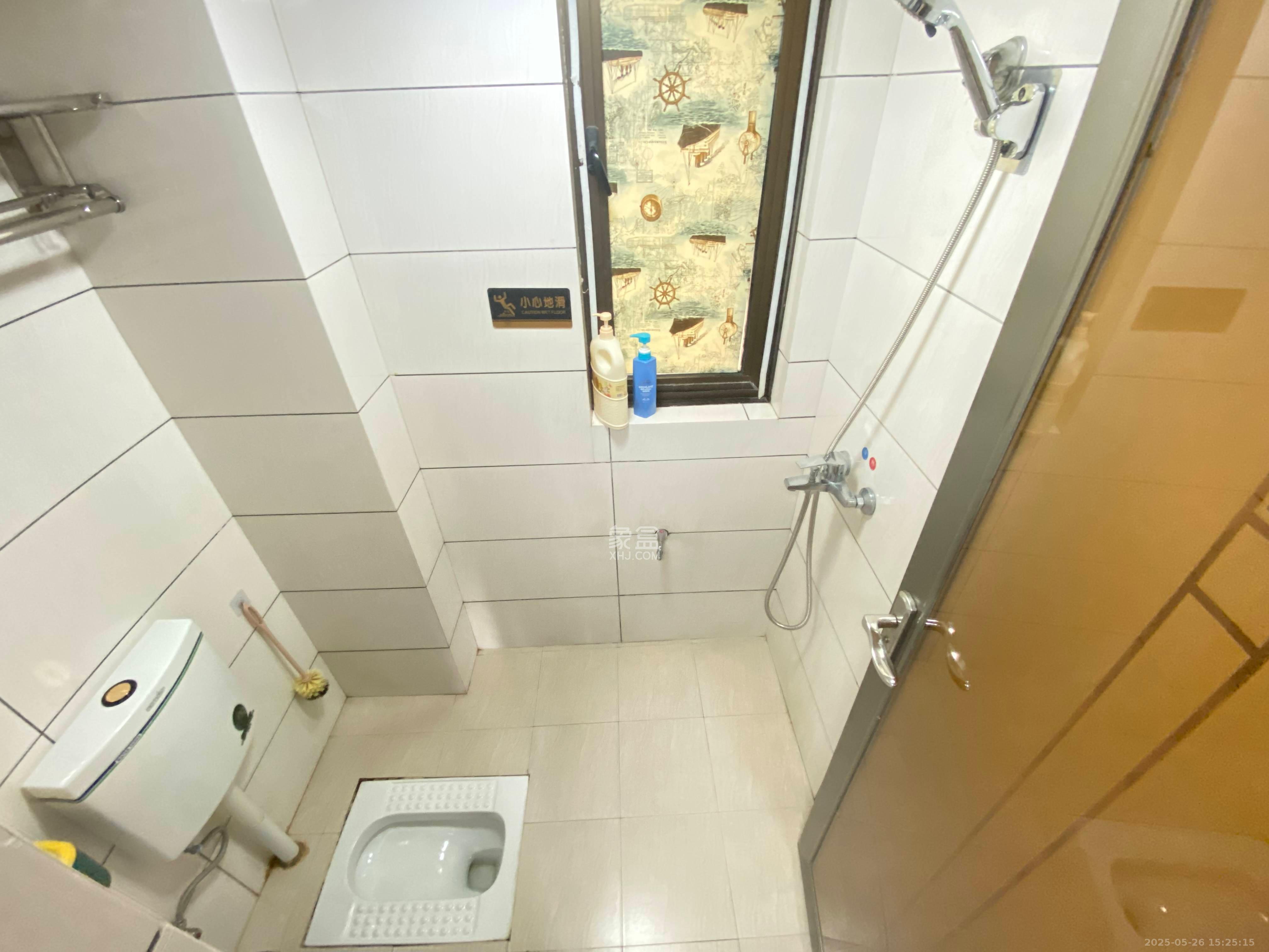 铂宫  3室2厅1卫   4300.00元/月