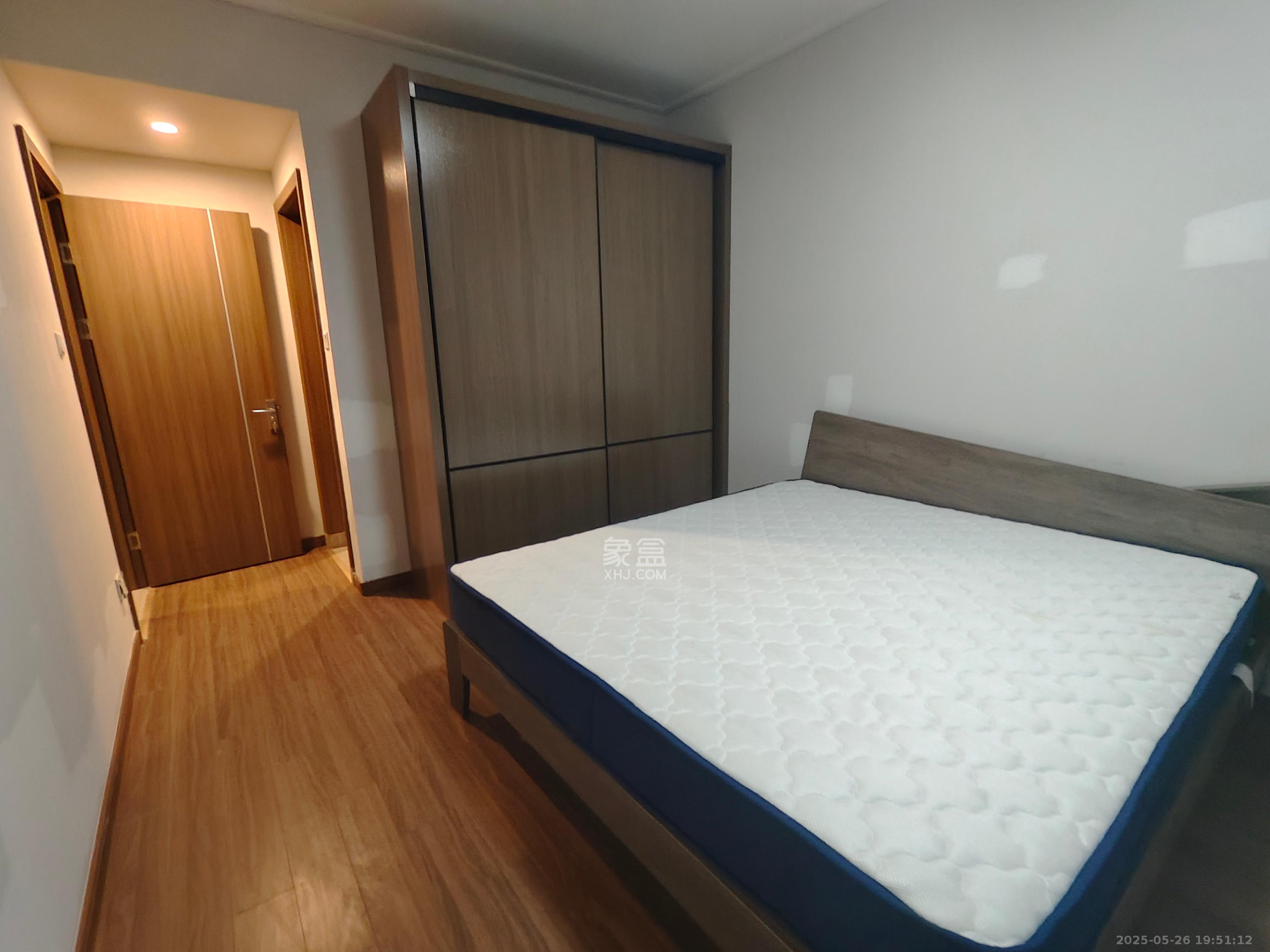 保利茉莉公馆  3室2厅2卫   3400.00元/月室内图