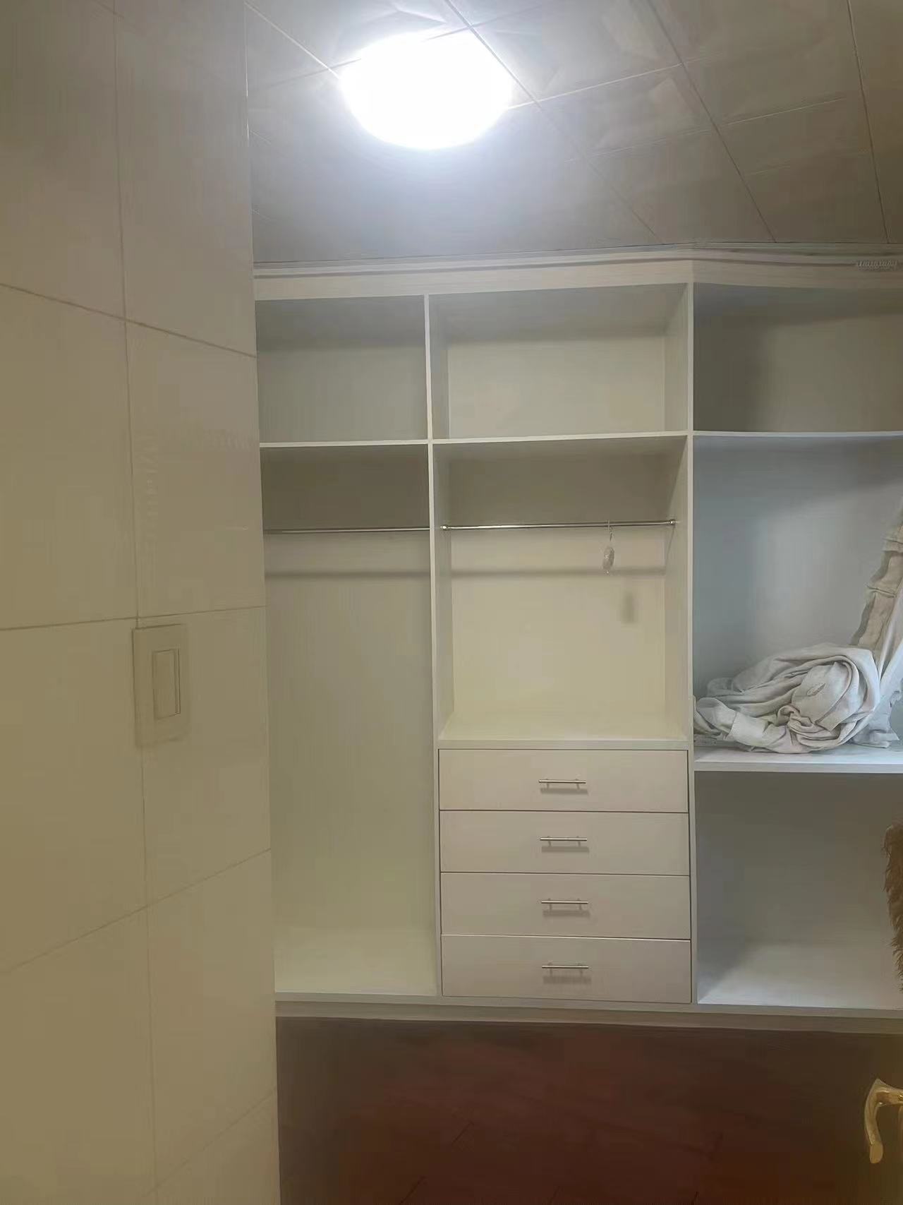 百金城小区  3室2厅2卫   4500.00元/月室内图
