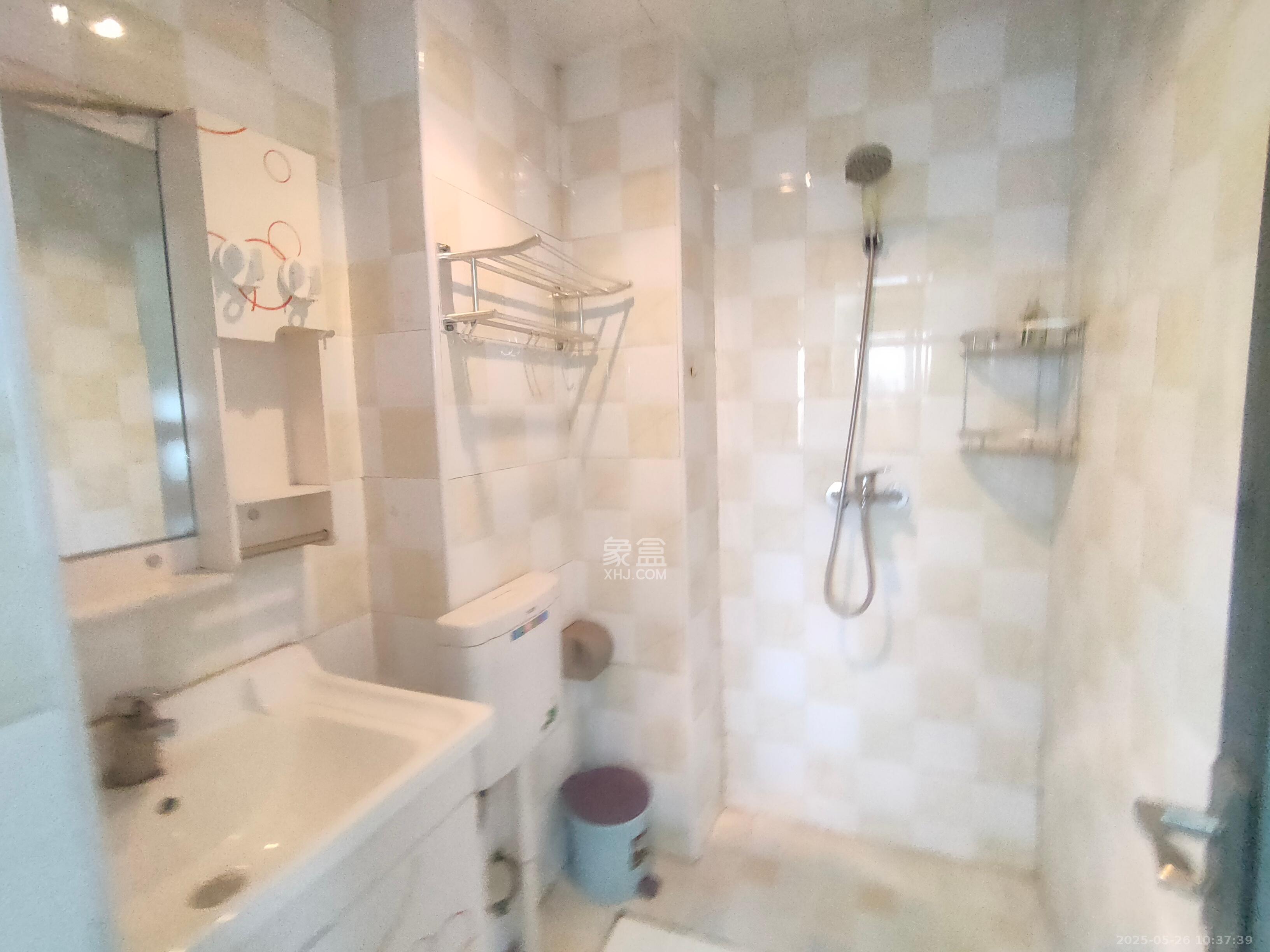 博林云栖  1室1厅1卫    1600.0元/月 博林云栖  1室1厅1卫    1600.0元/月室内图