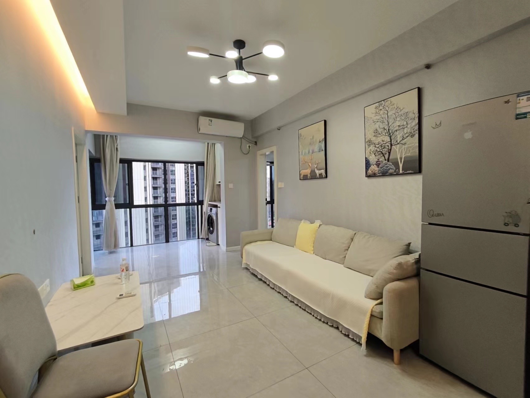 金钟大雁城  2室0厅0卫    2400.0元/月 金钟大雁城  2室0厅0卫    2400.0元/月室内图