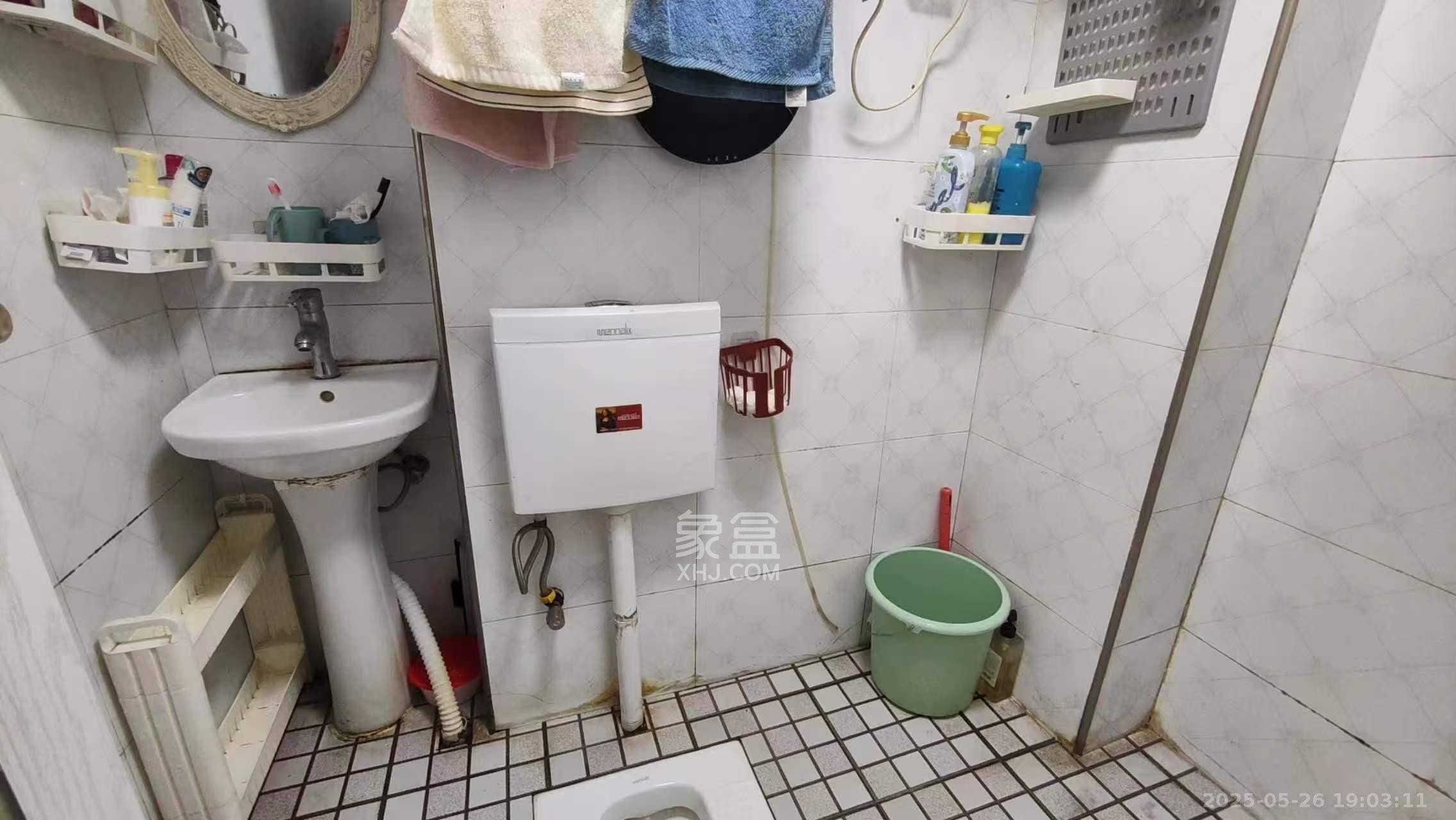 麓谷明珠  2室1厅1卫   1850.00元/月室内图