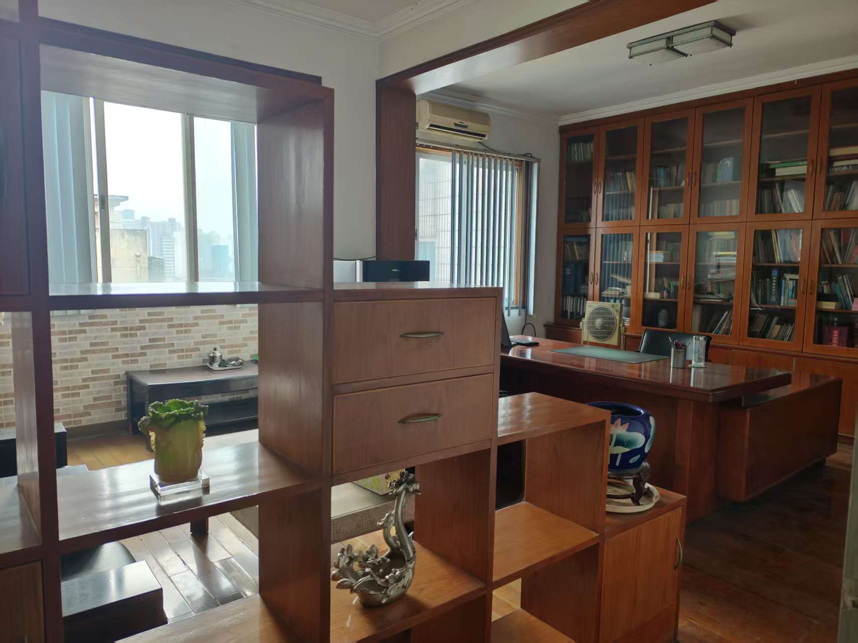 银丰大厦 4室2厅2卫 78.0万 银丰大厦 4室2厅2卫 78.0万室内图