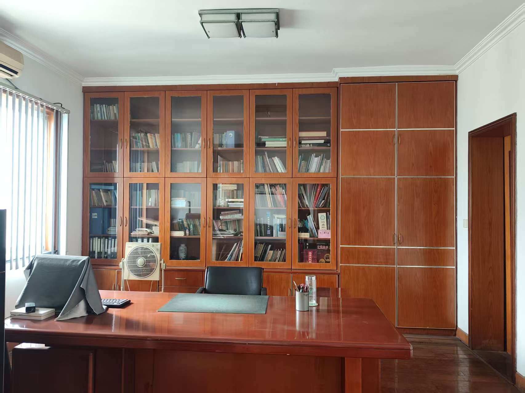 银丰大厦 4室2厅2卫 78.0万 银丰大厦 4室2厅2卫 78.0万室内图