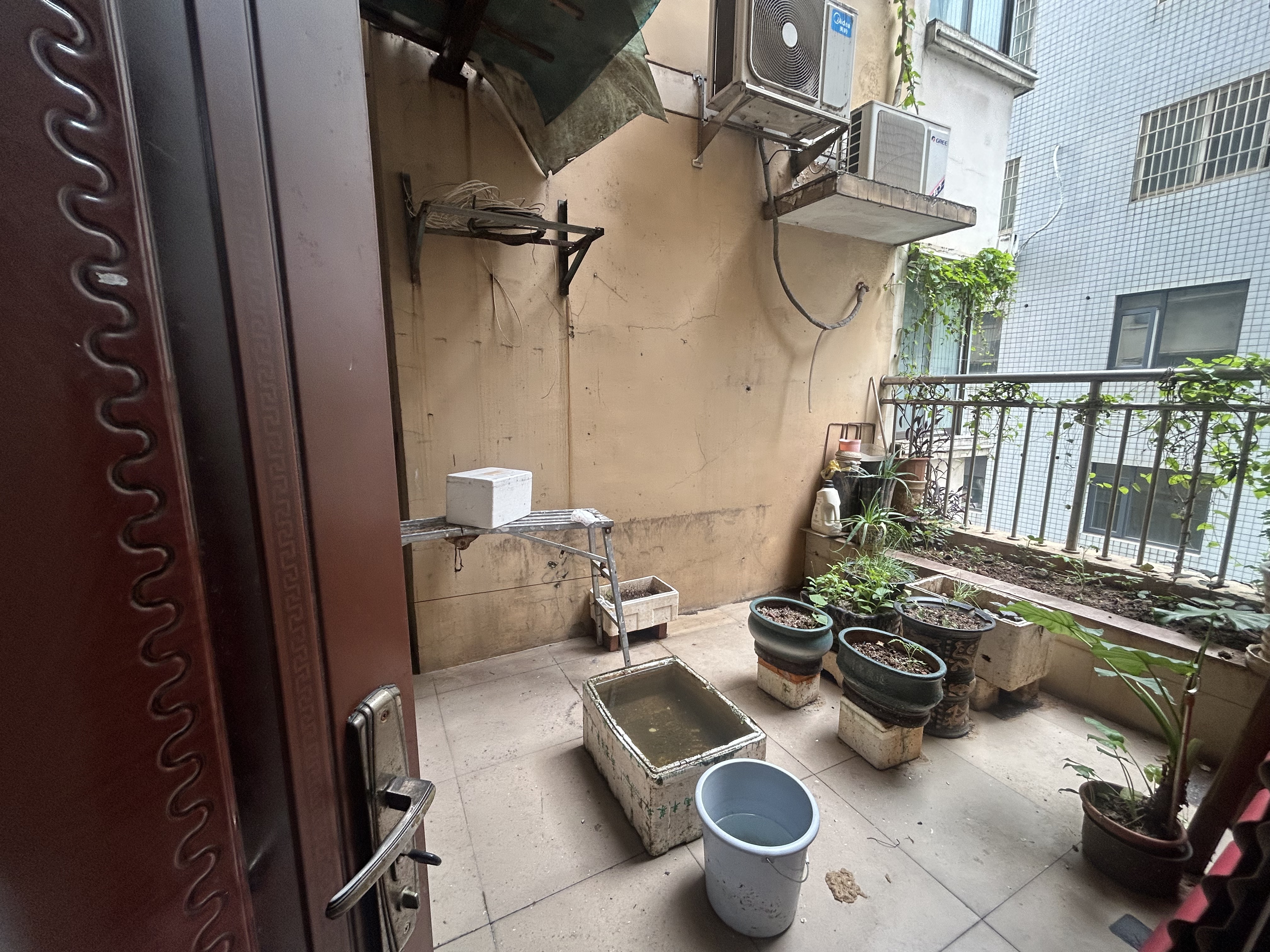 东湖绿洲  3室2厅2卫   48.00万室内图
