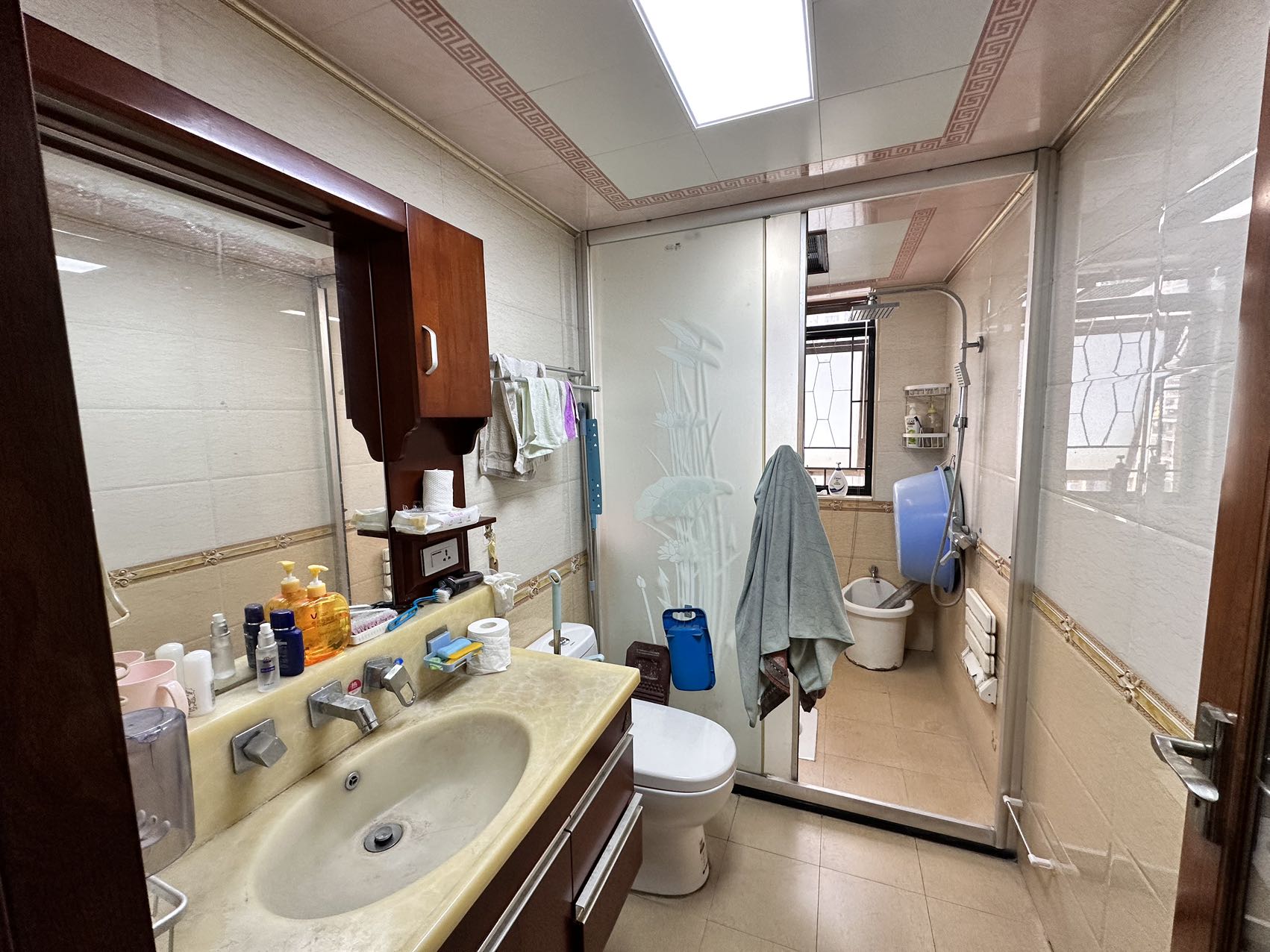 新桂广场  3室2厅2卫   70.00万室内图