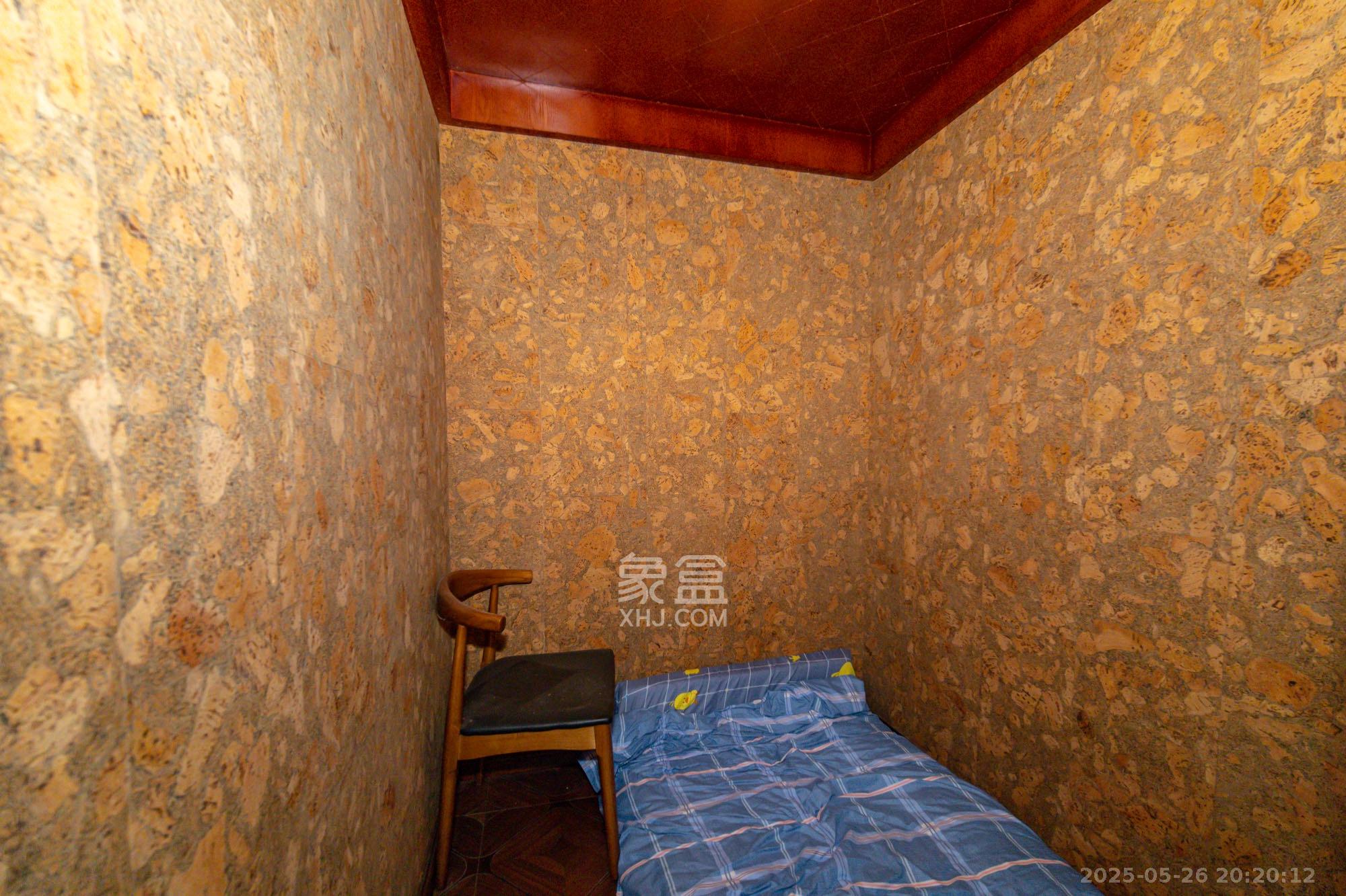 楚天世纪城东苑  3室2厅2卫    88.0万 楚天世纪城东苑  3室2厅2卫    88.0万卫生间