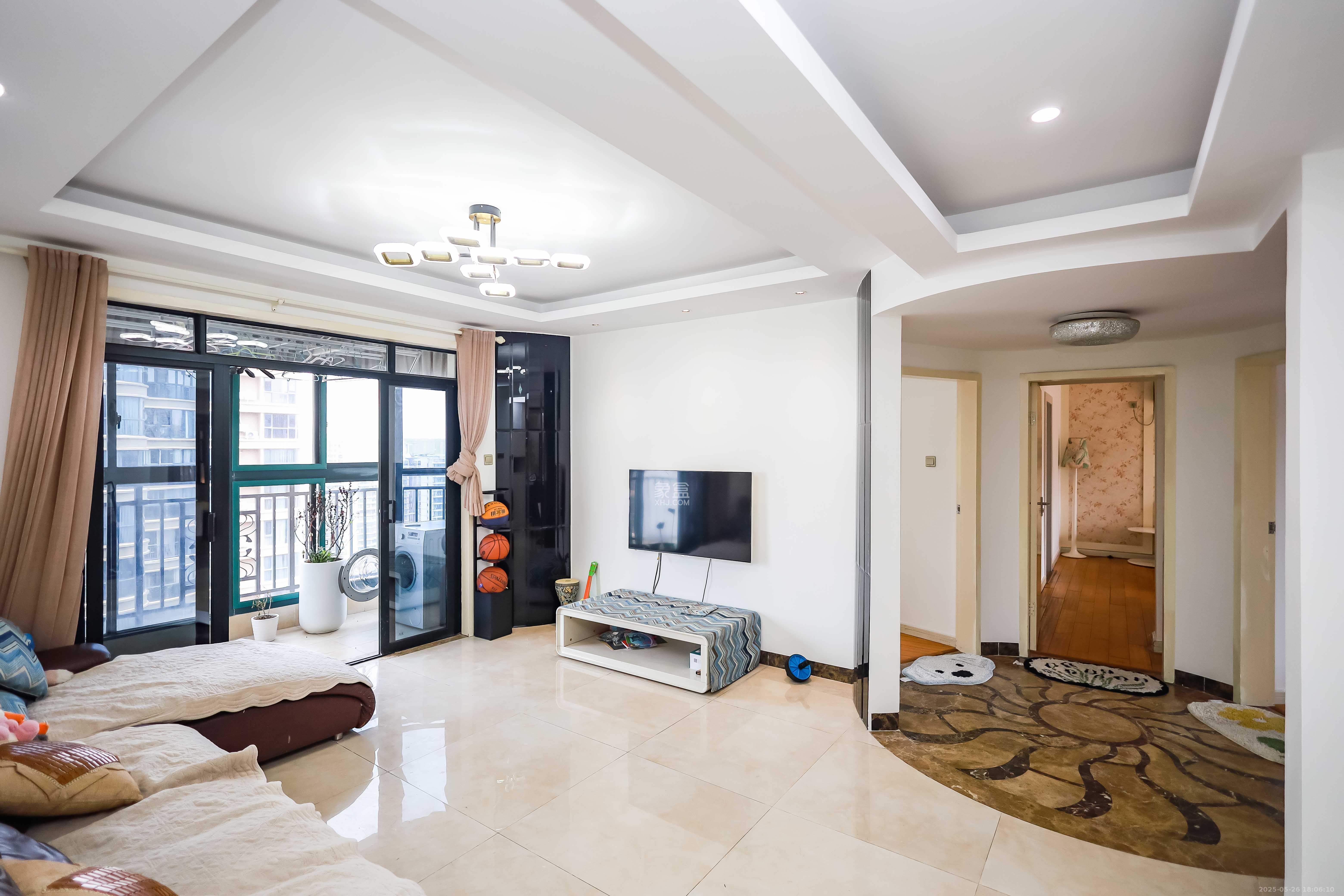 永祺西京  4室2厅2卫    165.0万 永祺西京  4室2厅2卫    165.0万客厅