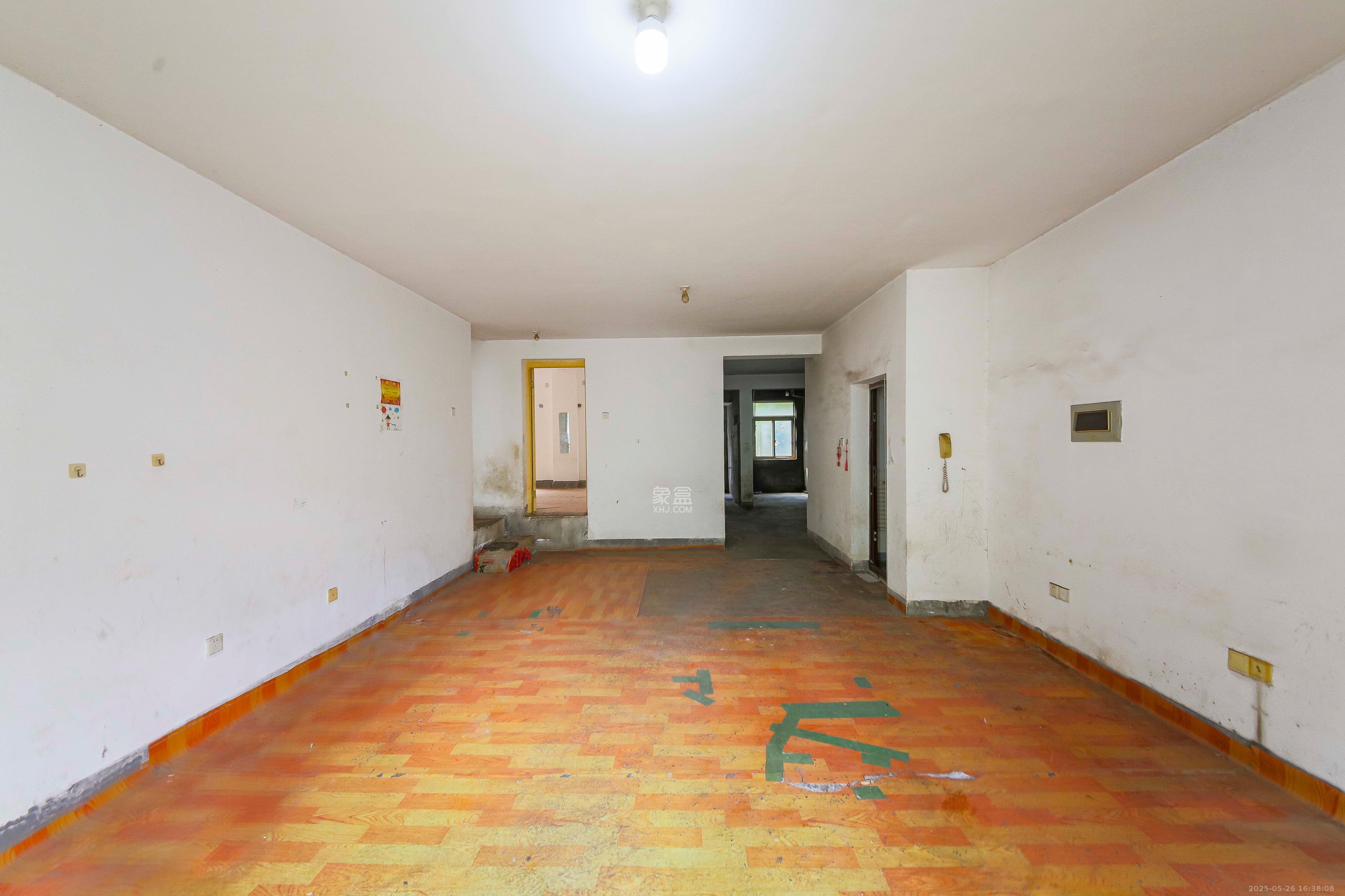 景荣华苑 3室2厅2卫 1200.0元/月 景荣华苑 3室2厅2卫 1200.0元/月室内图