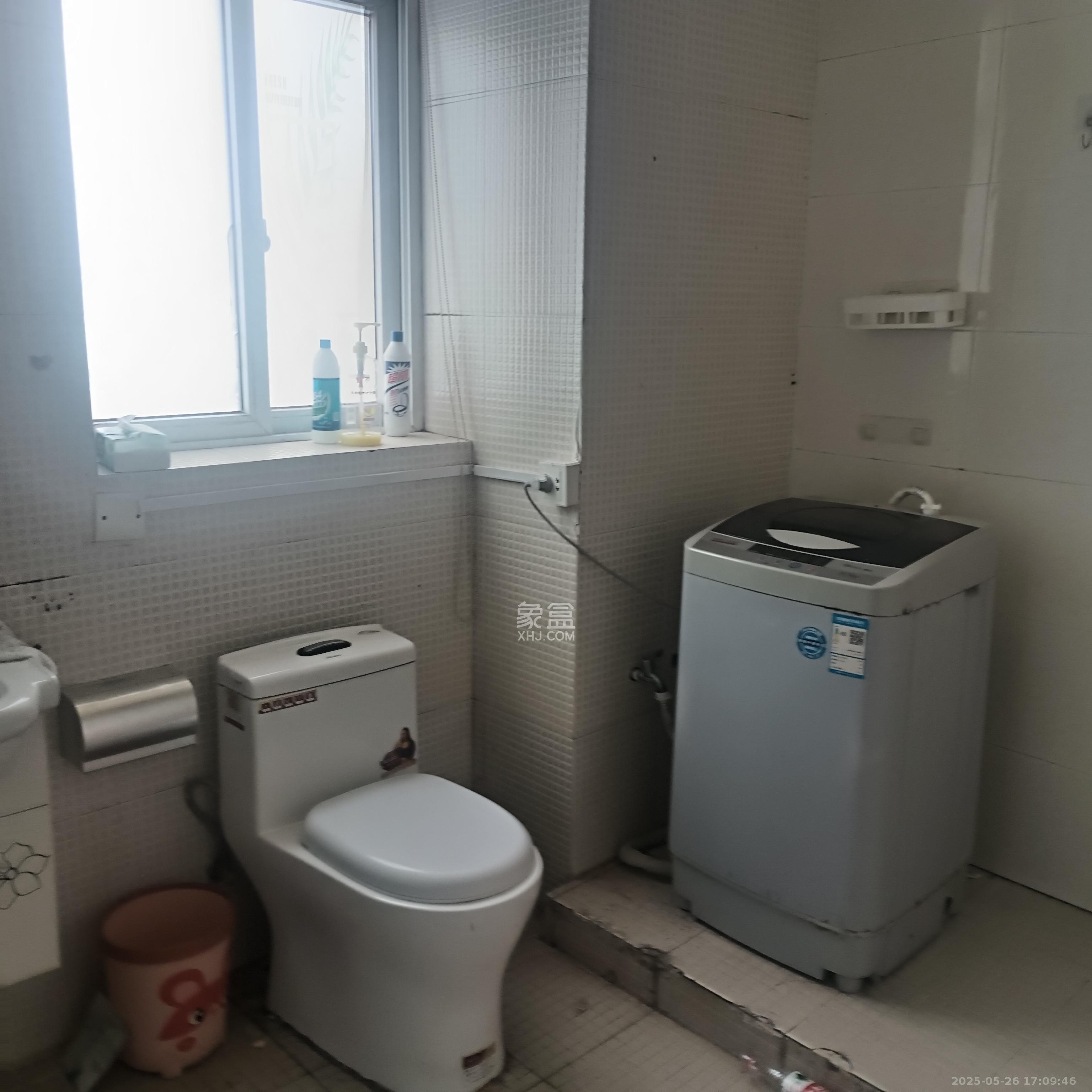 新世纪花苑  3室2厅1卫   3500.00元/月室内图