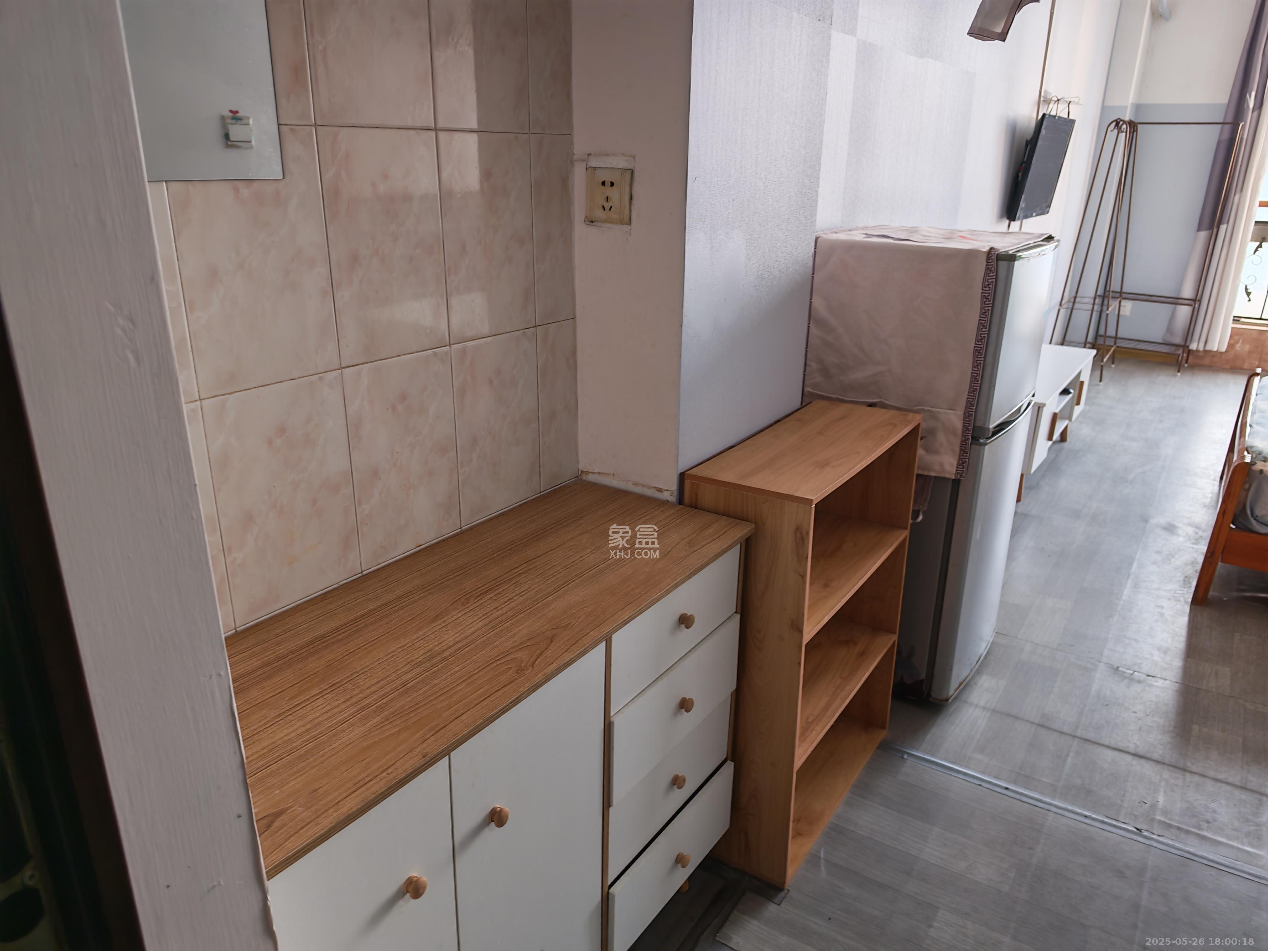 和府  1室1厅1卫   1500.00元/月室内图