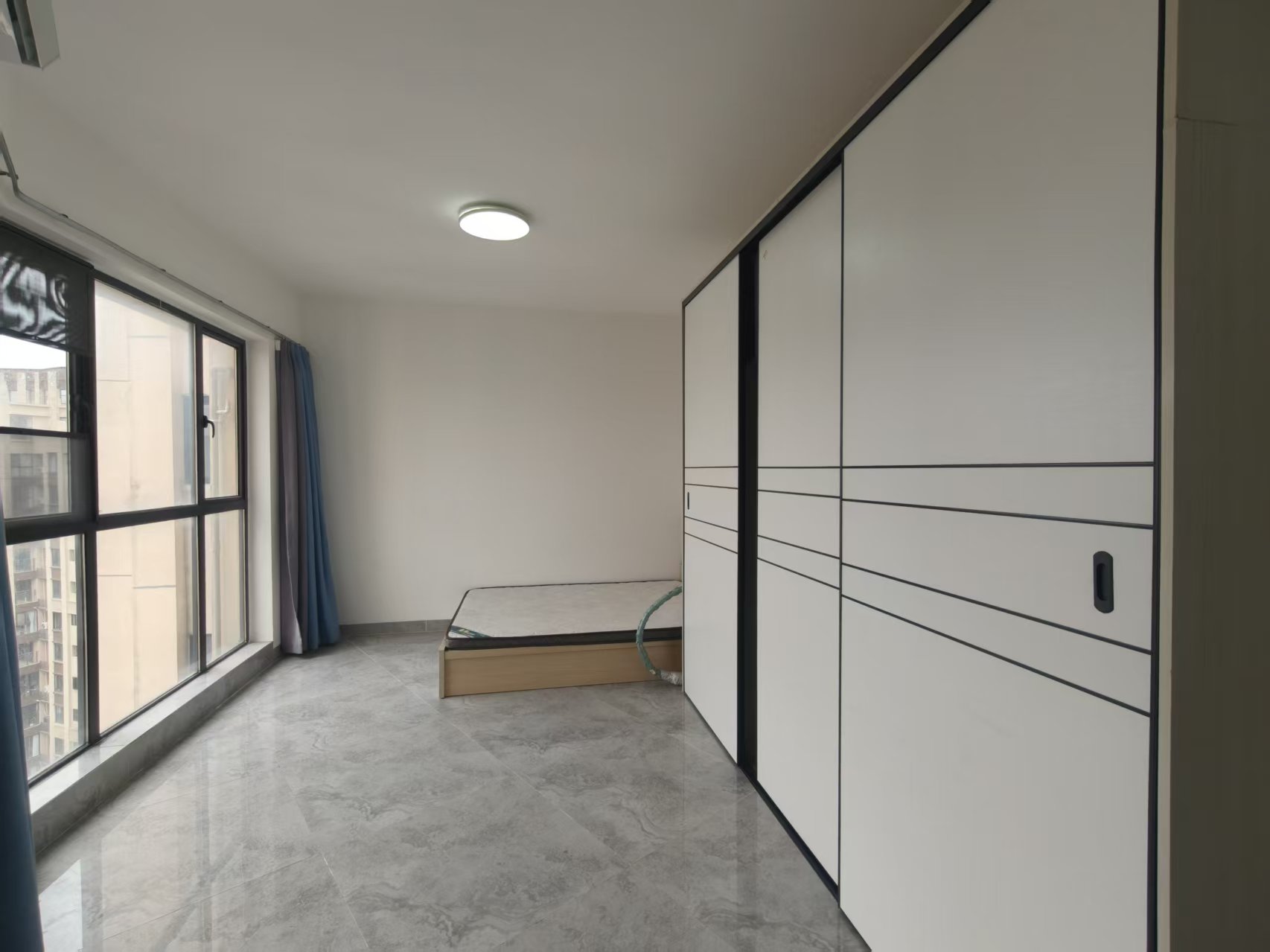 恩祥新城 5室2厅2卫 4000.0元/月 恩祥新城 5室2厅2卫 4000.0元/月室内图