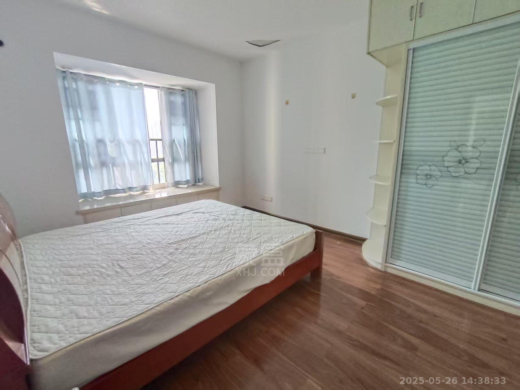 中建御山和苑  4室2厅2卫   2400.00元/月室内图