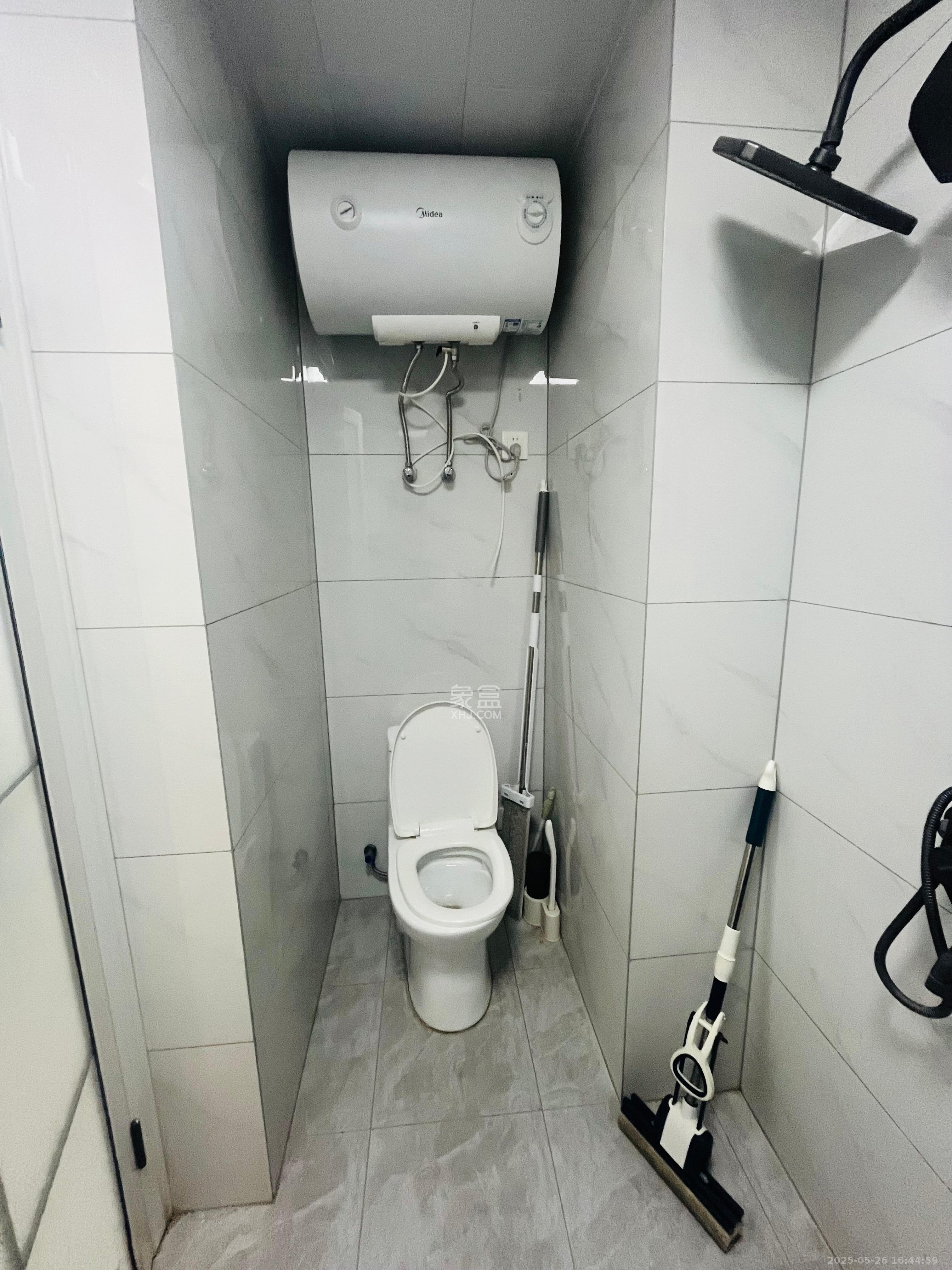 新力铂园(江山云著)  1室1厅1卫    1900.0元/月 新力铂园(江山云著)  1室1厅1卫    1900.0元/月室内图