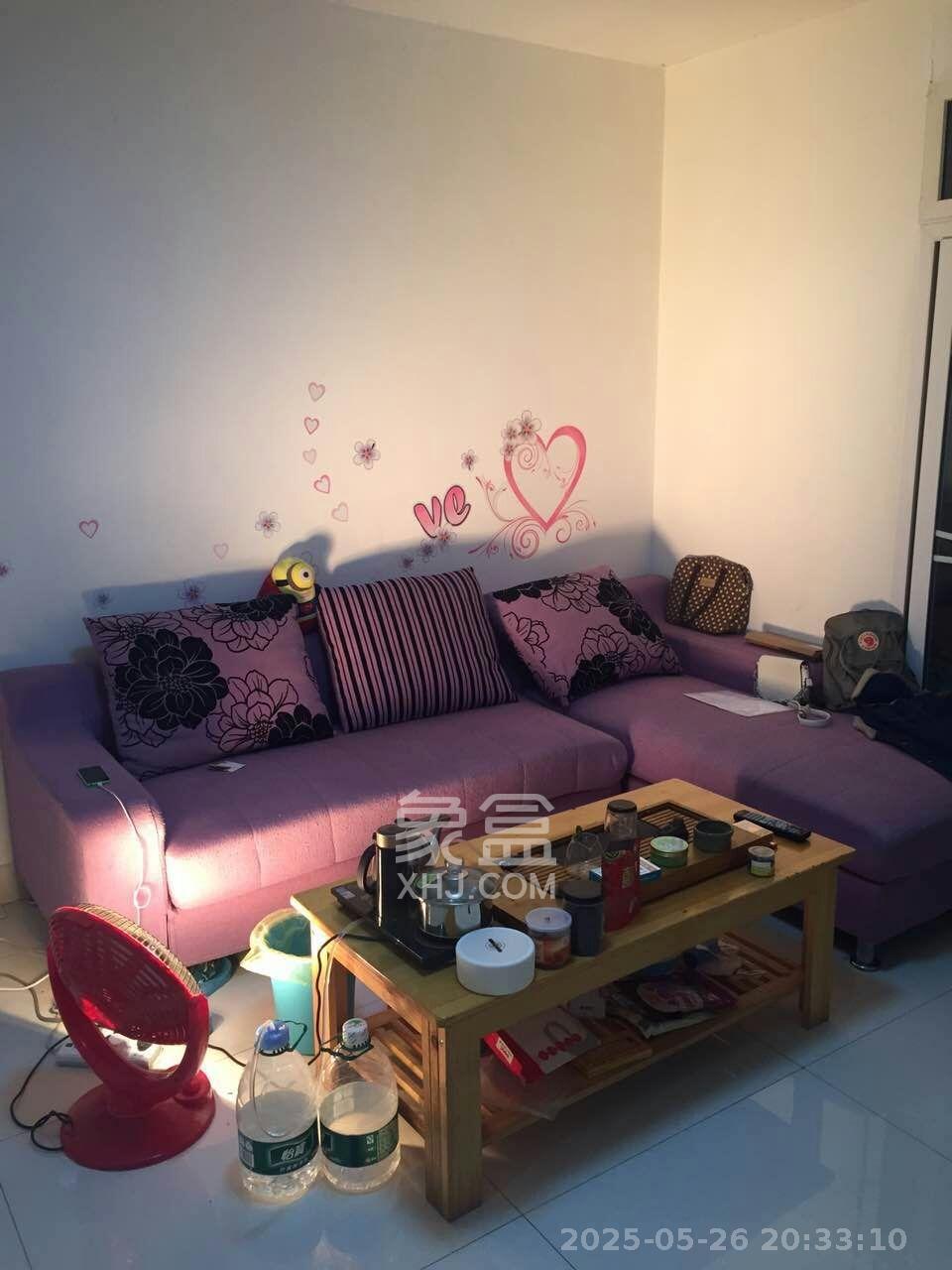 华府壹航线 1室1厅1卫 1700.0元/月 华府壹航线 1室1厅1卫 1700.0元/月室内图