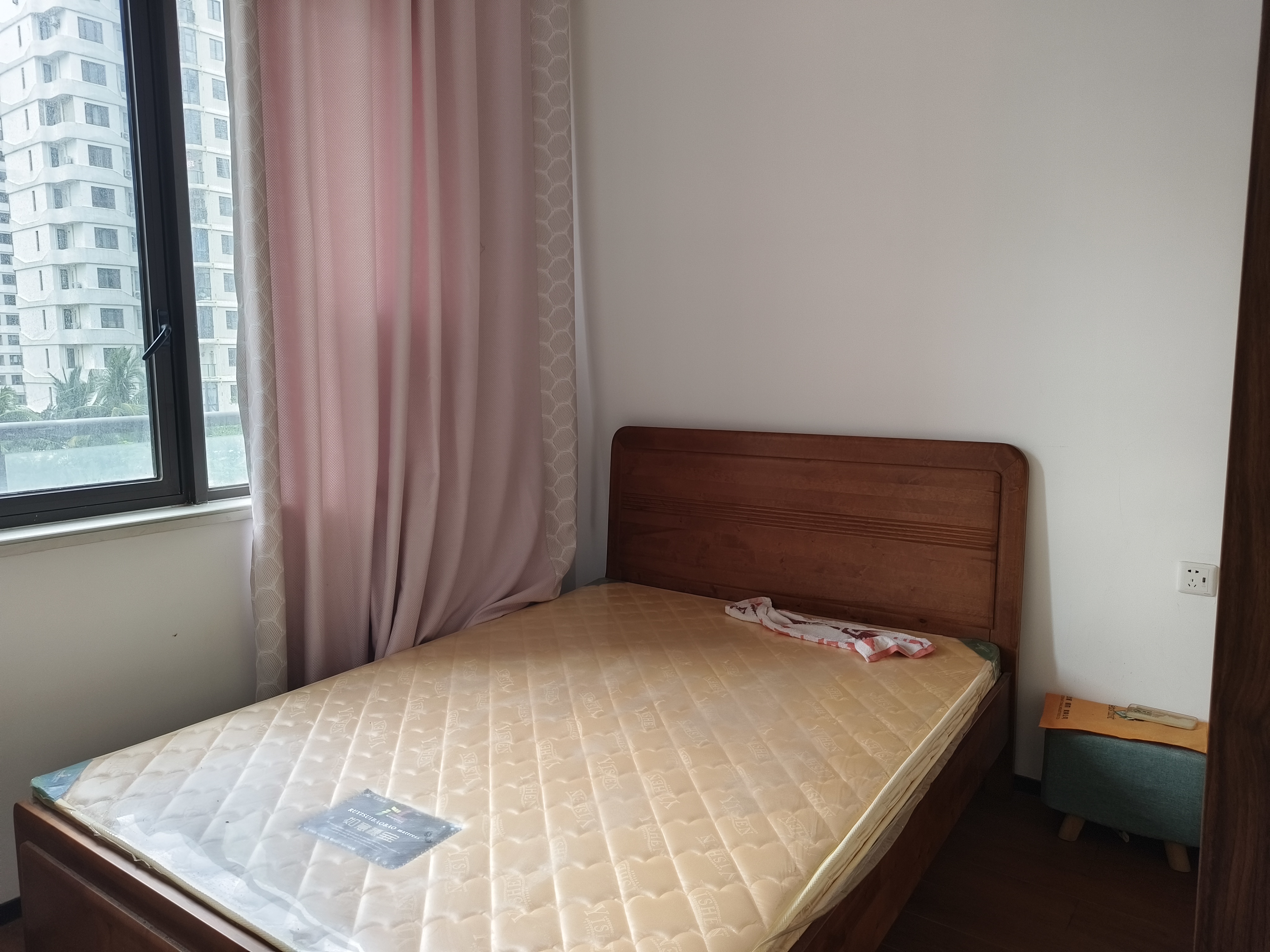 金隅阳光郡  3室2厅2卫   1800.00元/月室内图