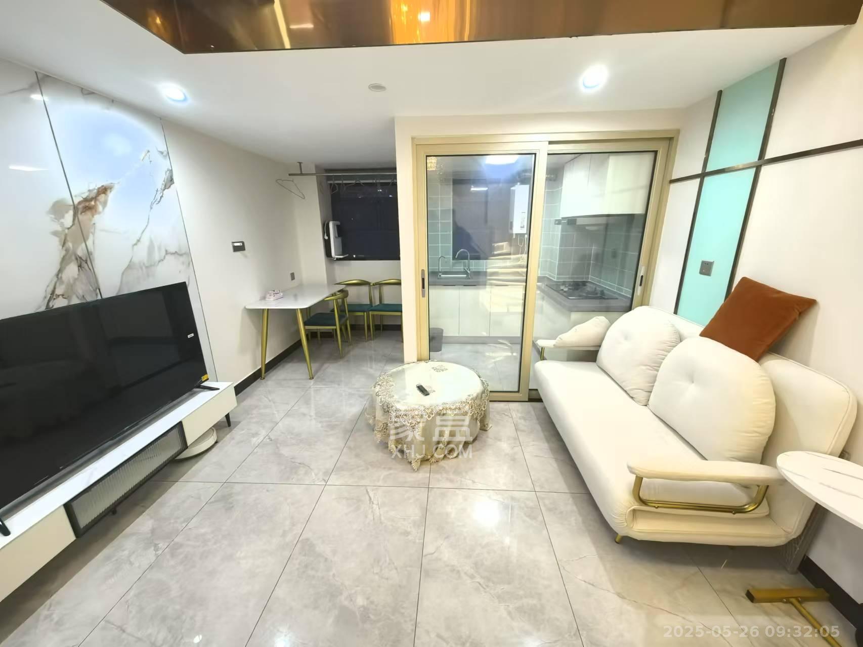 天鸿天府(天鸿中央大院) 2室1厅1卫 1900.0元/月 天鸿天府(天鸿中央大院) 2室1厅1卫 1900.0元/月室内图