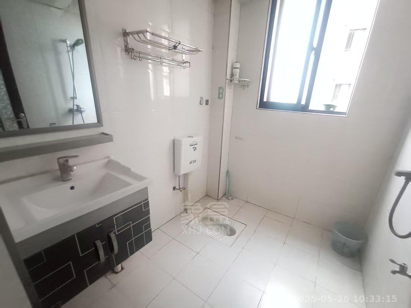 顺鑫佳园 2室2厅1卫 1400.0元/月 顺鑫佳园 2室2厅1卫 1400.0元/月室内图