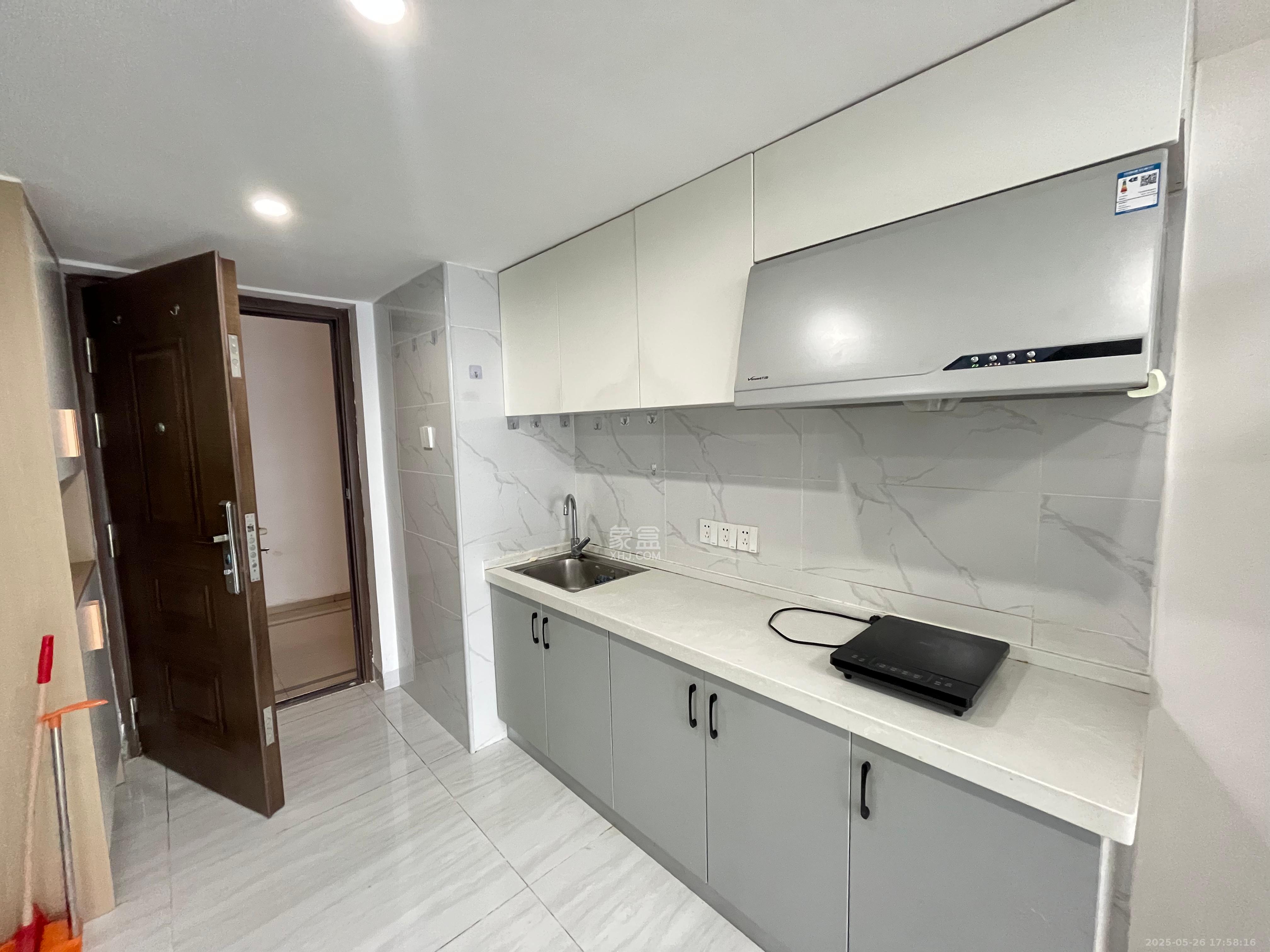 奥克斯滨仕花园(奥克斯洋湖广场/奥克斯中心)  1室0厅0卫    2000.0元/月 奥克斯滨仕花园(奥克斯洋湖广场/奥克斯中心)  1室0厅0卫    2000.0元/月室内图