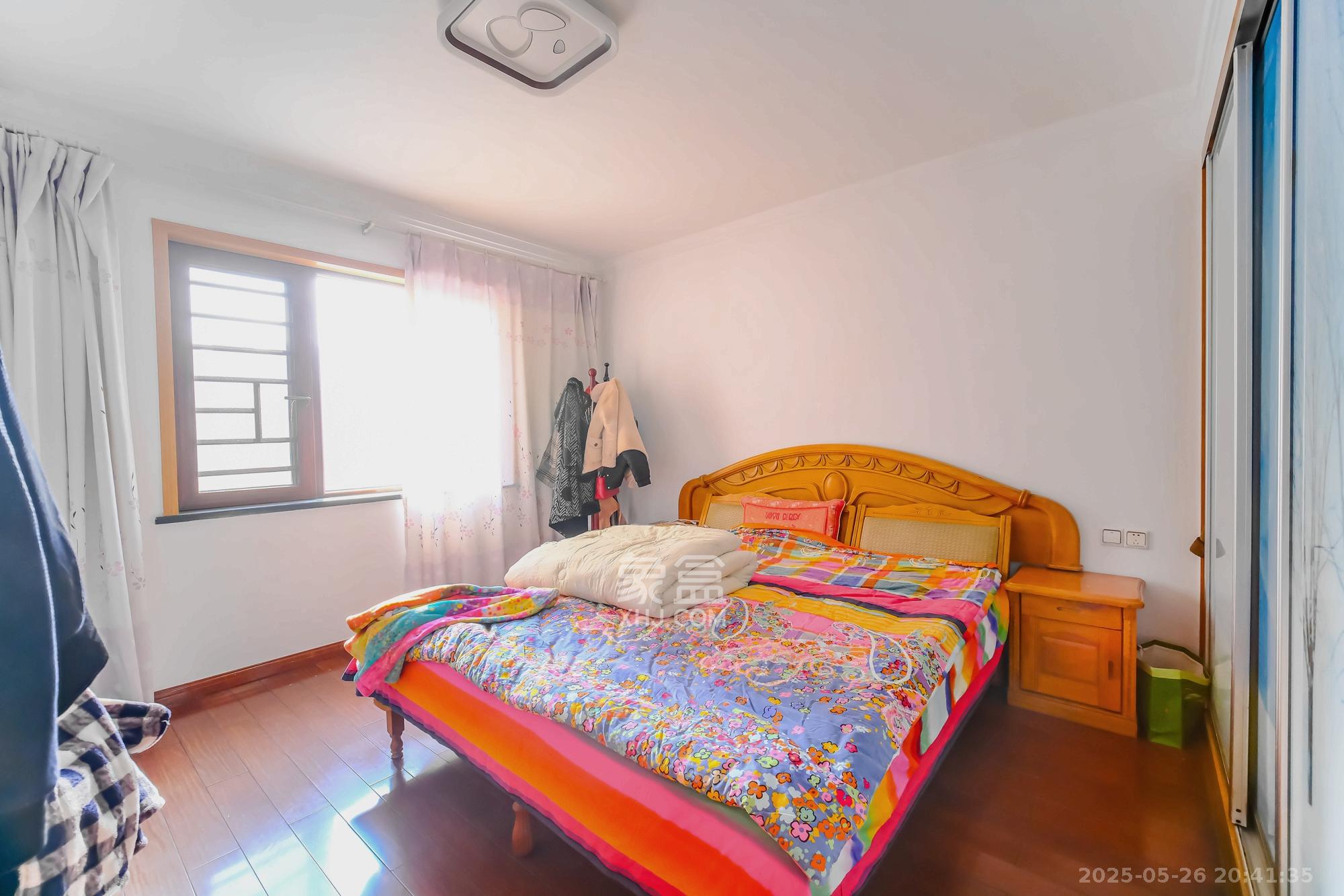 红树湾 3室2厅2卫 69.8万 红树湾 3室2厅2卫 69.8万卧室