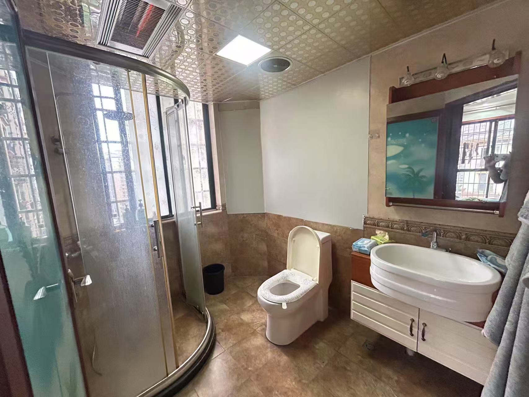 滨江花园 4室2厅3卫 62.8万 滨江花园 4室2厅3卫 62.8万室内图