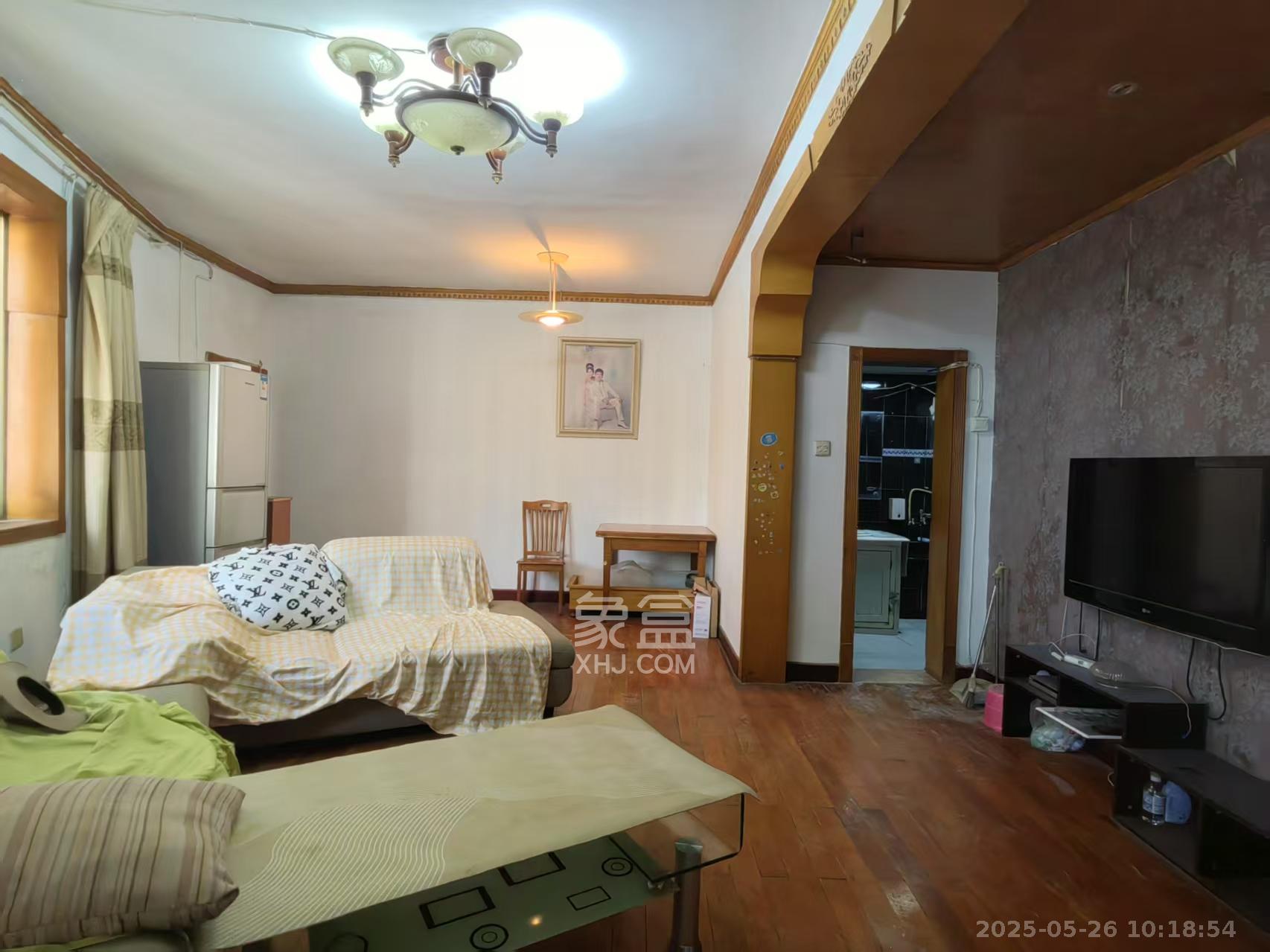 省粮食局宿舍北院  2室1厅1卫    2000.0元/月 省粮食局宿舍北院  2室1厅1卫    2000.0元/月室内图