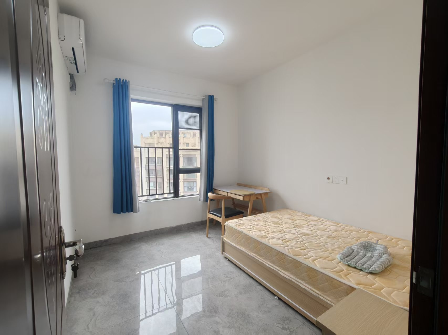 恩祥新城 5室2厅2卫 4000.0元/月 恩祥新城 5室2厅2卫 4000.0元/月室内图