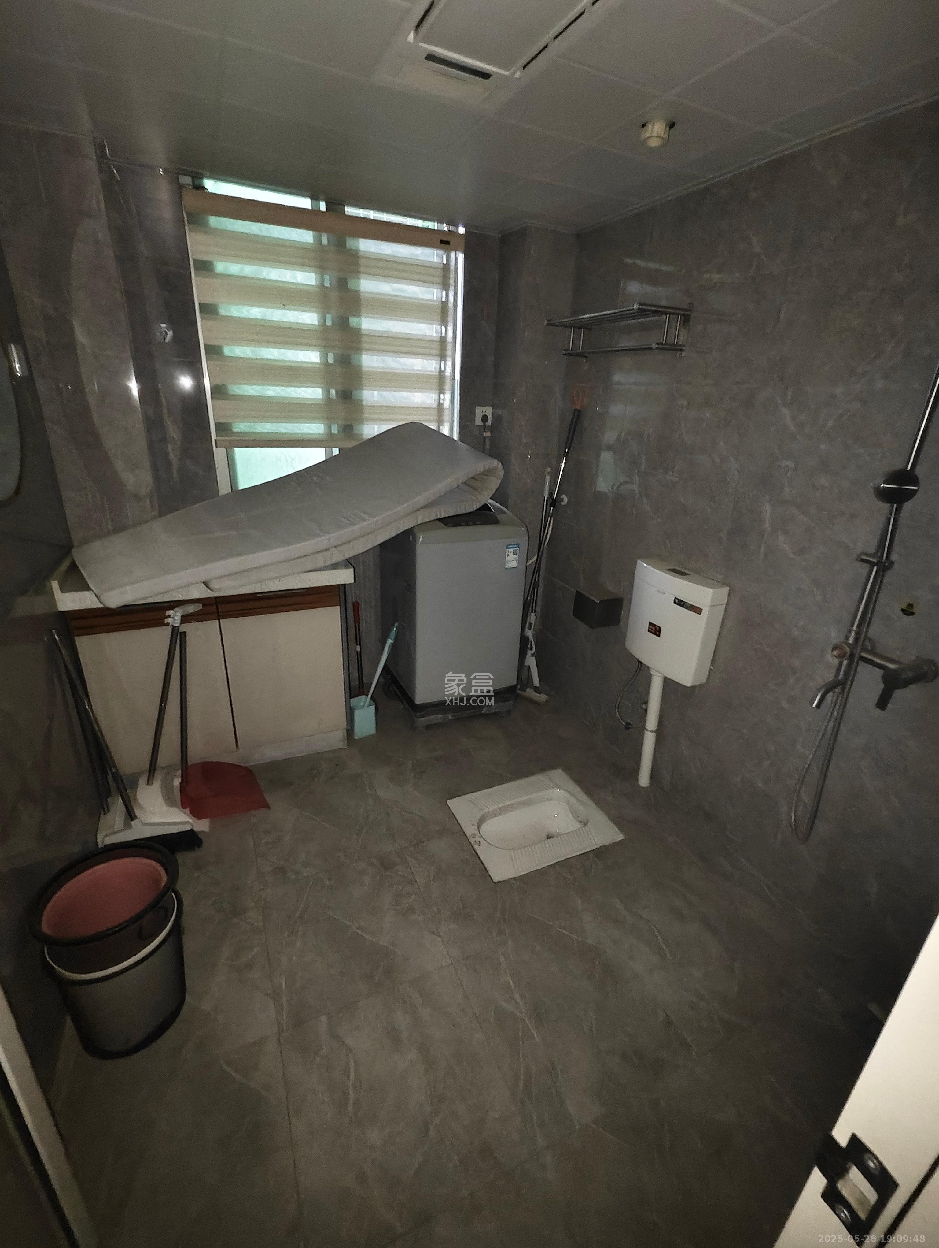 东方之珠 1室0厅0卫 3000.0元/月 东方之珠 1室0厅0卫 3000.0元/月室内图