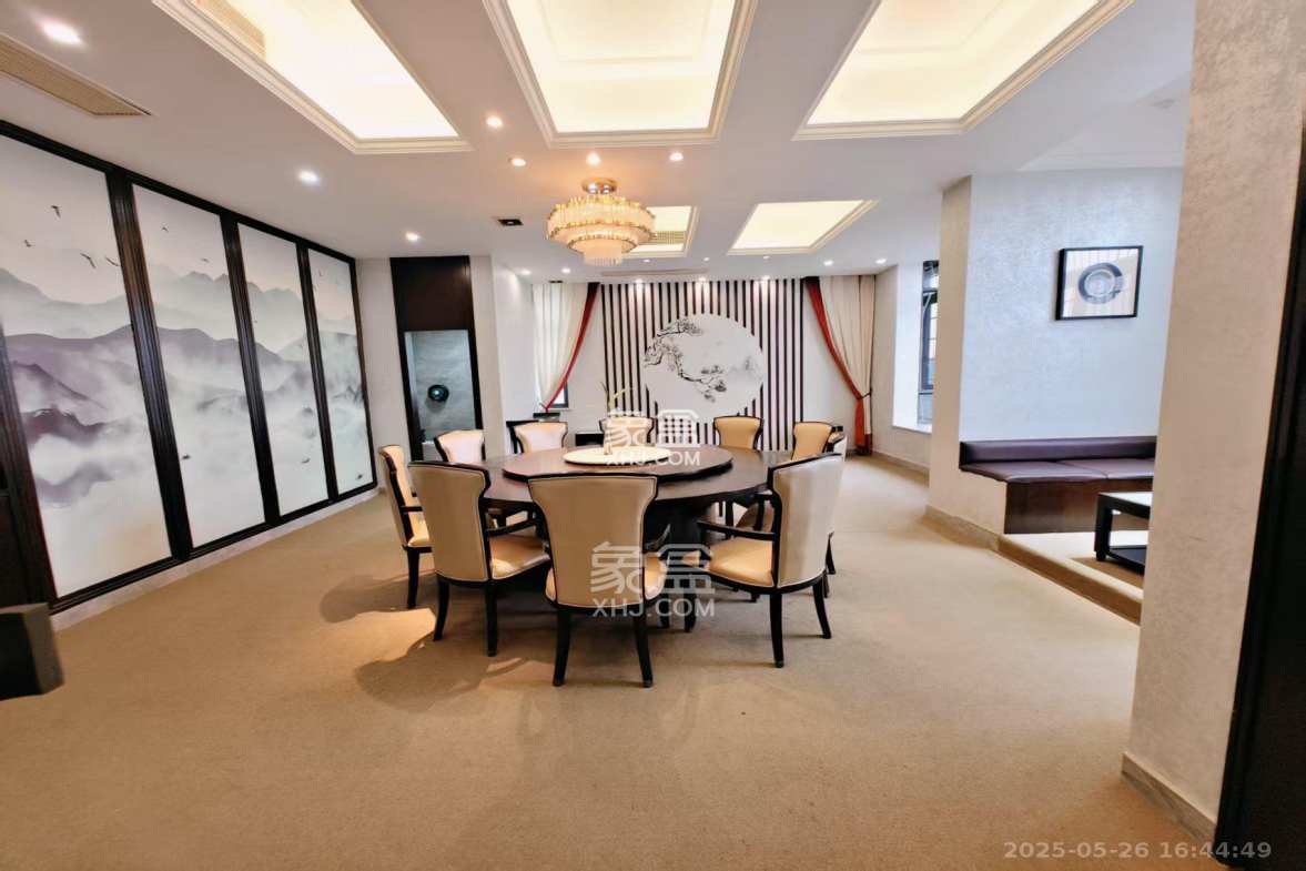 上庭苑  4室2厅2卫    5000.0元/月 上庭苑  4室2厅2卫    5000.0元/月室内图