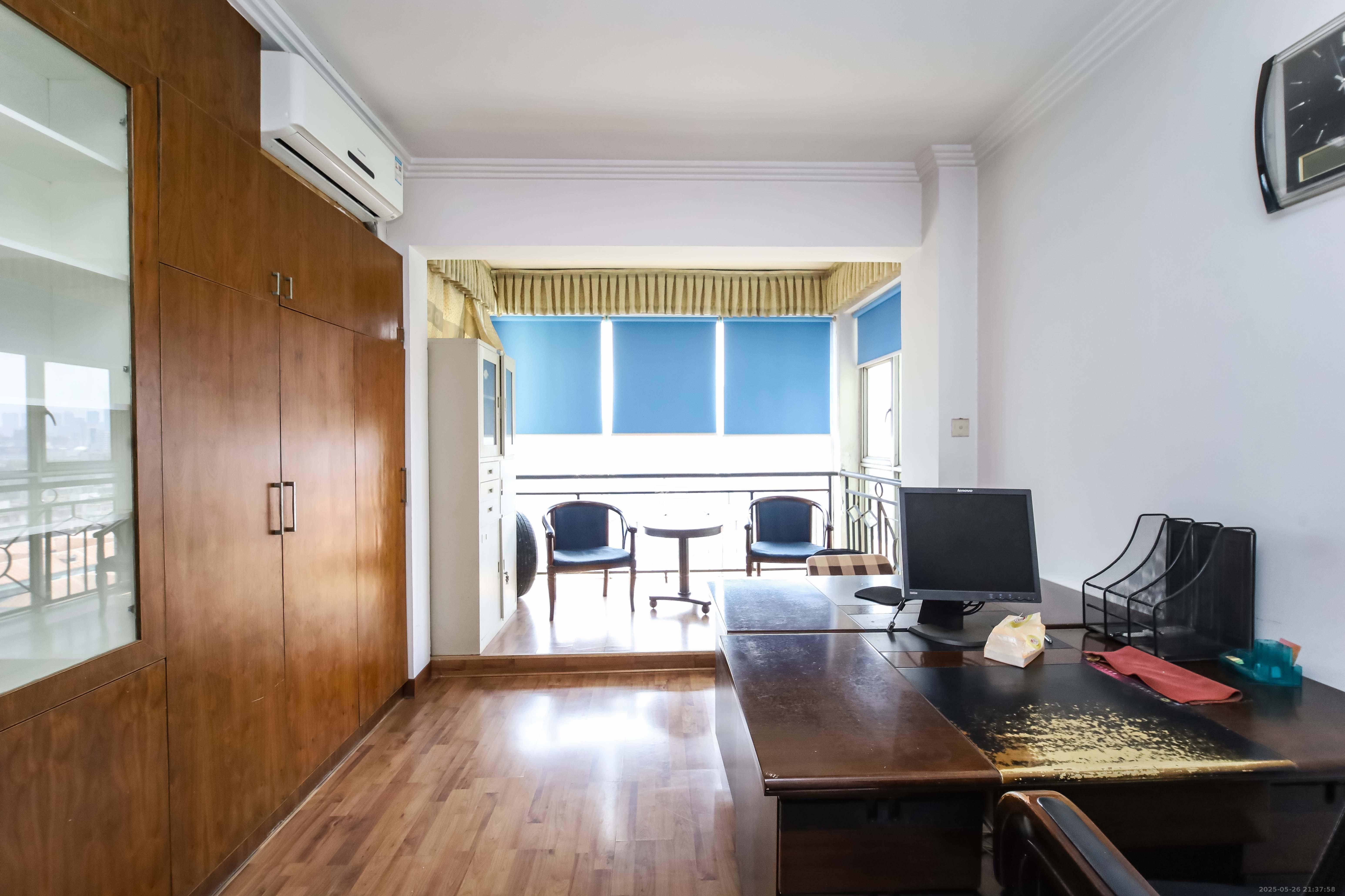 东方之珠 2室2厅1卫 72.0万 东方之珠 2室2厅1卫 72.0万卧室