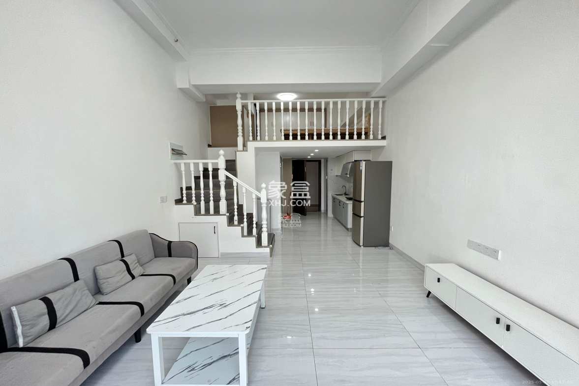 奥克斯滨仕花园(奥克斯洋湖广场/奥克斯中心)  1室0厅0卫    2000.0元/月 奥克斯滨仕花园(奥克斯洋湖广场/奥克斯中心)  1室0厅0卫    2000.0元/月室内图