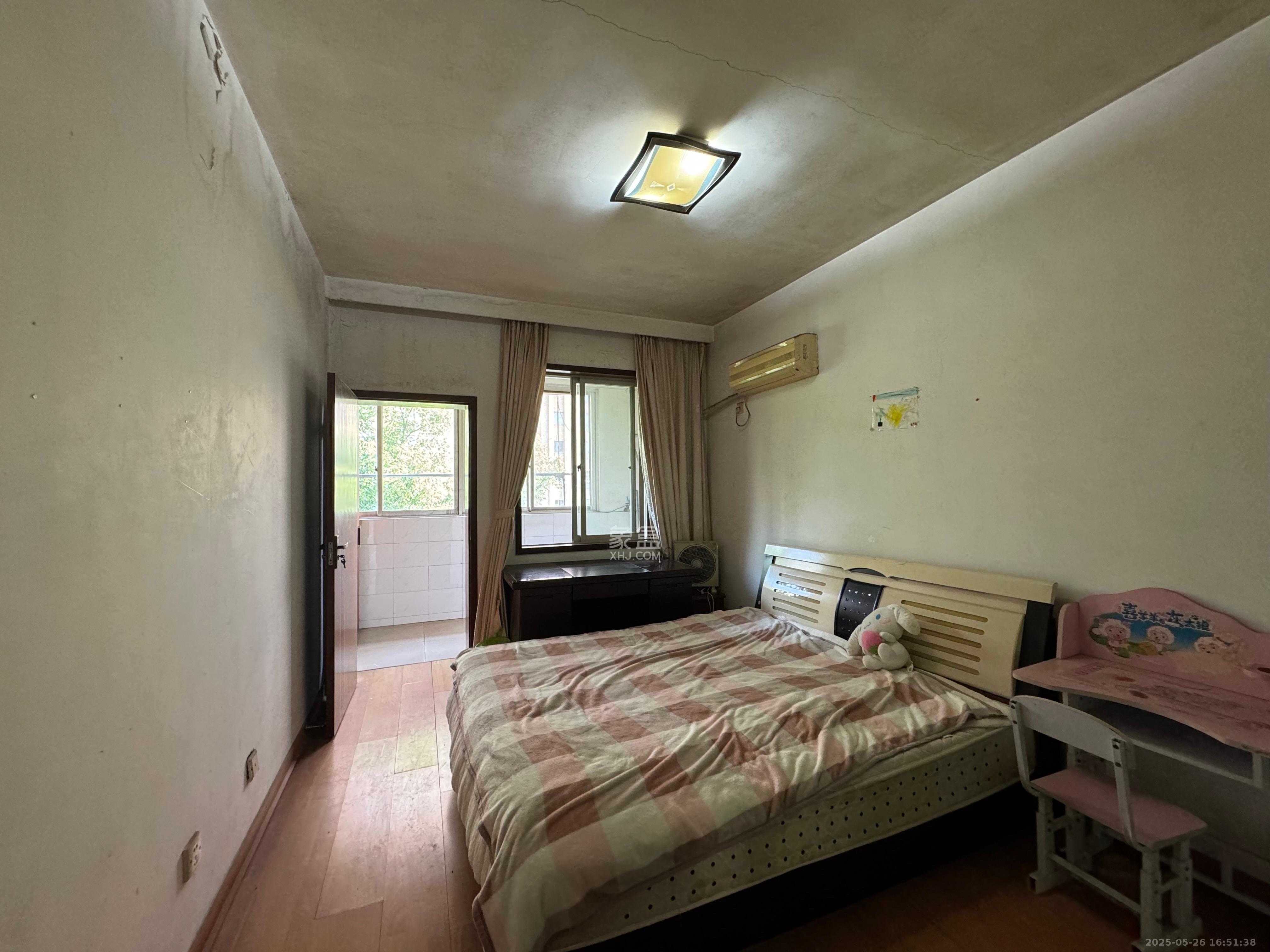 三湘小区  2室2厅1卫   1500.00元/月室内图