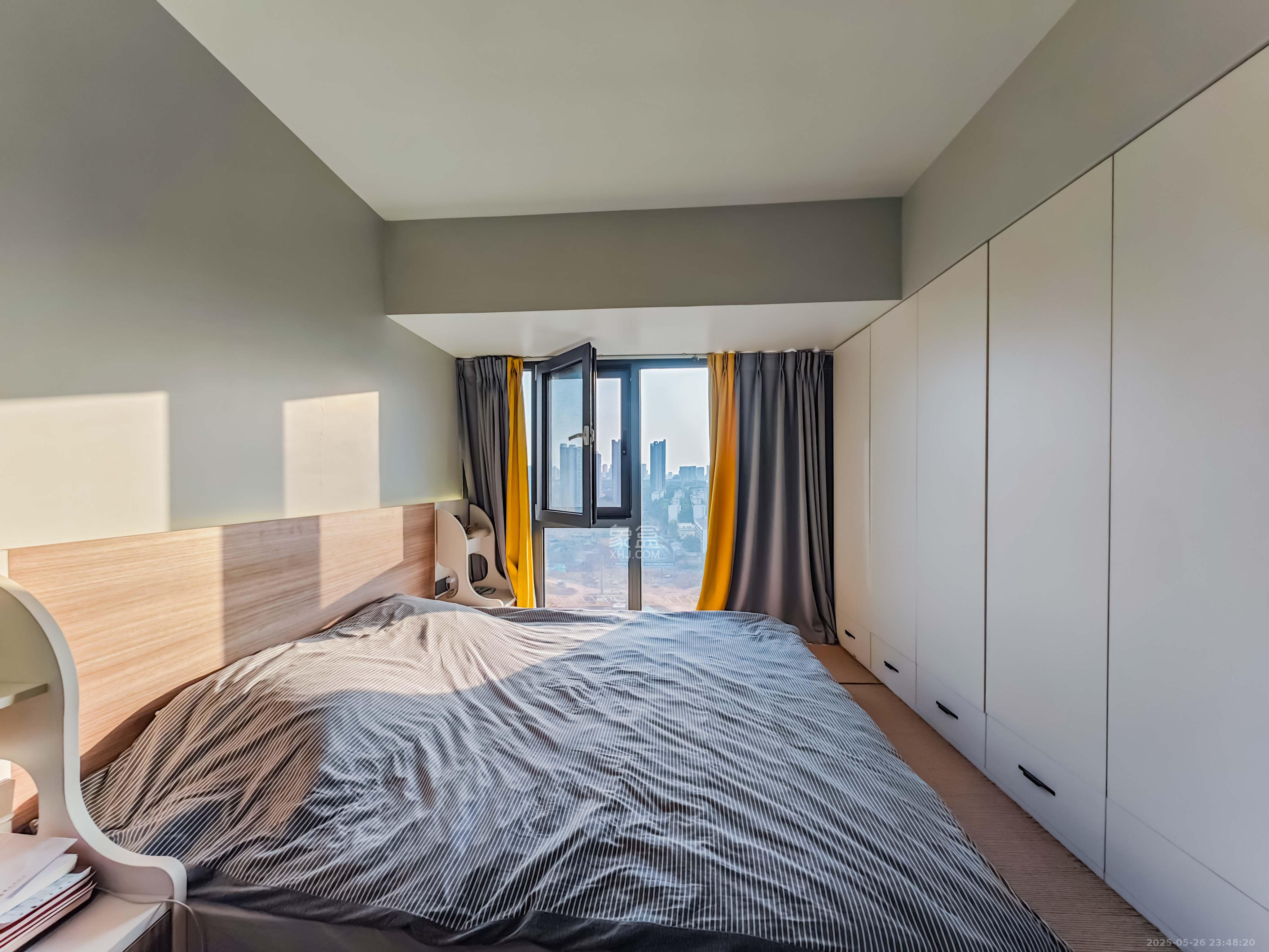金色loft（鑫秋大厦）  2室2厅1卫   65.00万卧室