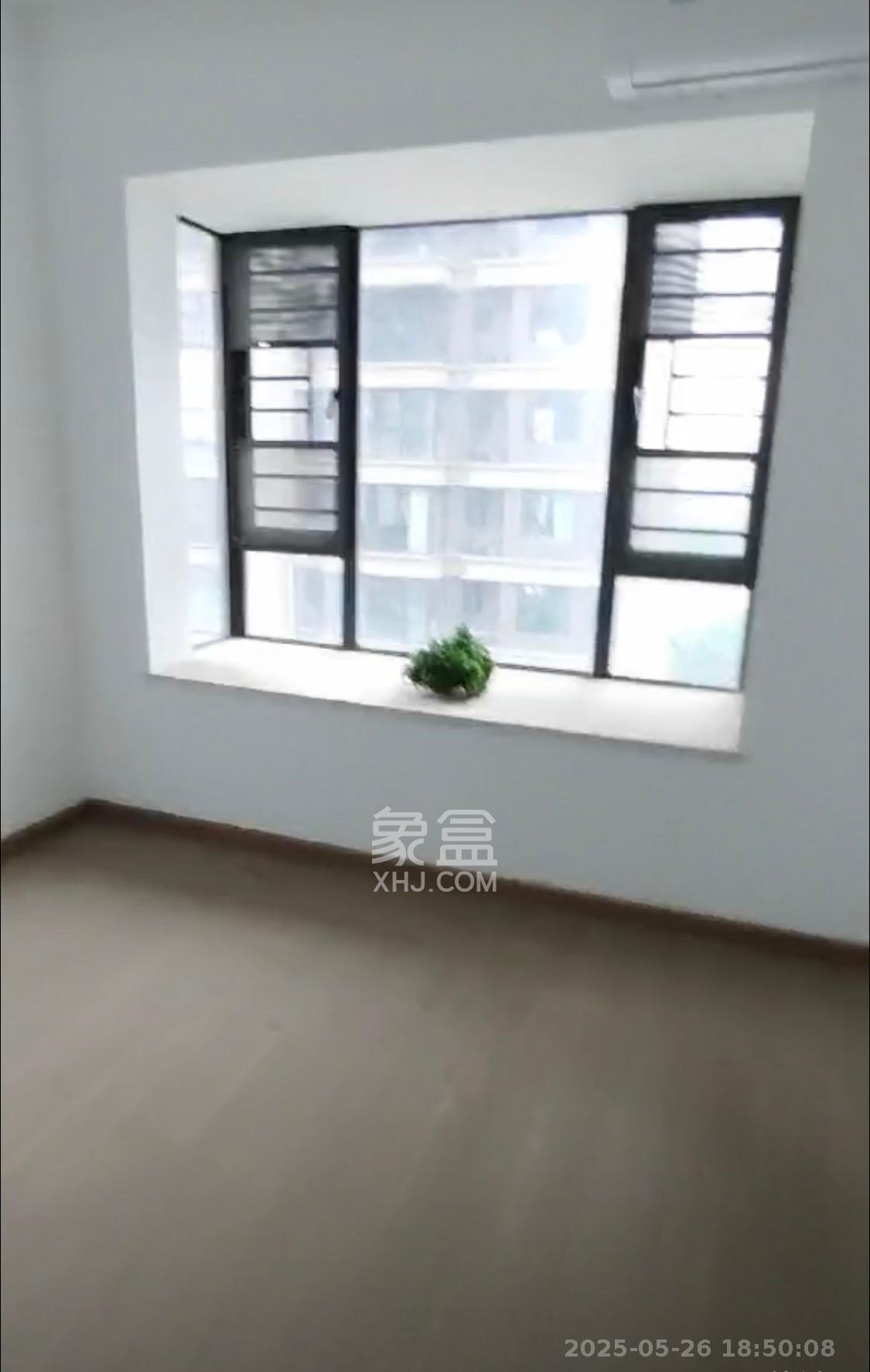 招商华发依云曦城 4室2厅2卫 3000.0元/月 招商华发依云曦城 4室2厅2卫 3000.0元/月室内图