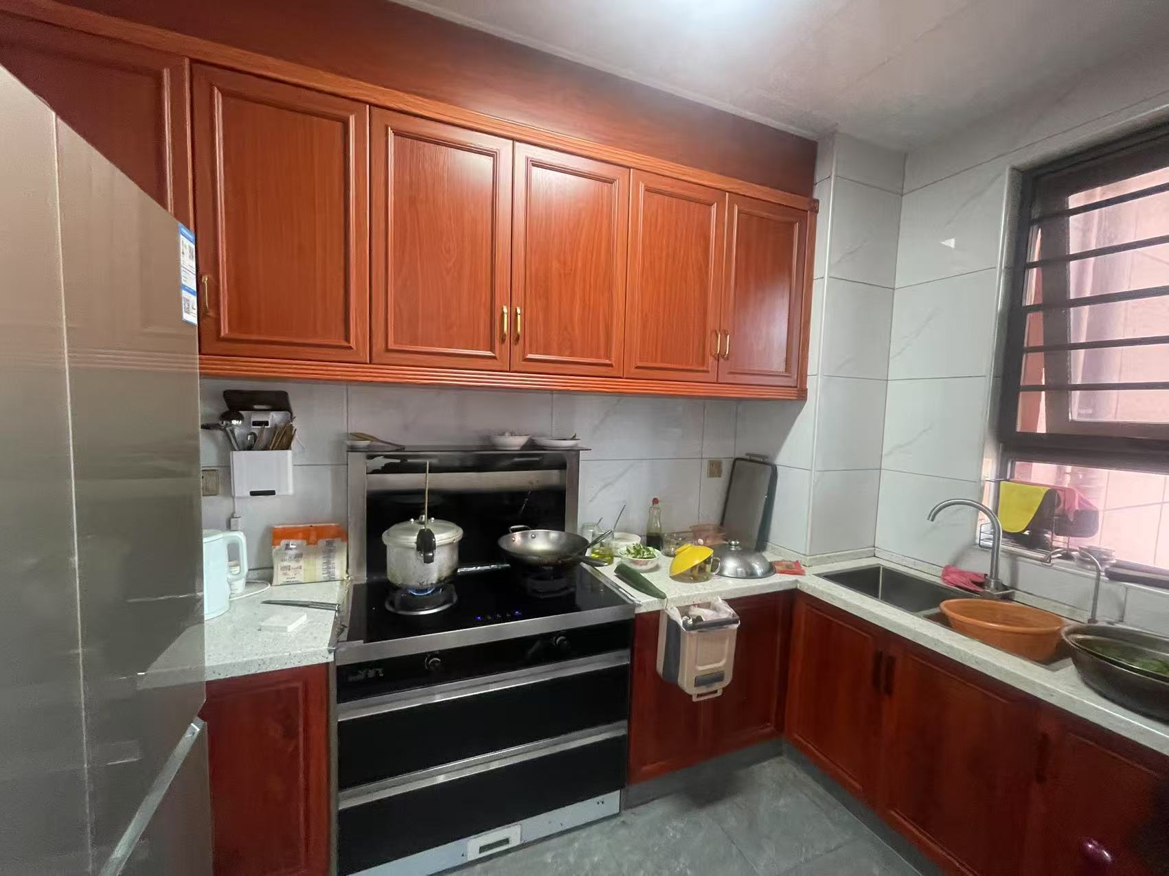 大同芙蓉二期(芙蓉广场) 4室2厅2卫 129.8万 大同芙蓉二期(芙蓉广场) 4室2厅2卫 129.8万室内图