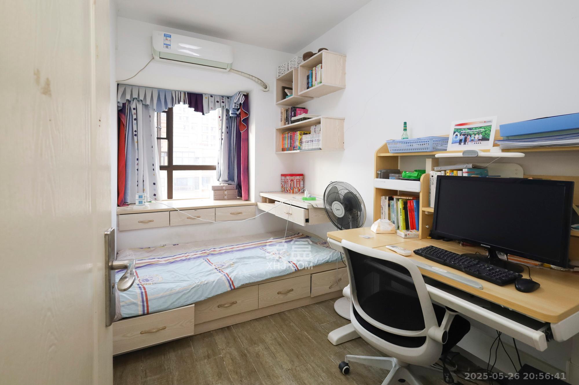 山语城二期 3室2厅1卫 63.0万 山语城二期 3室2厅1卫 63.0万卧室