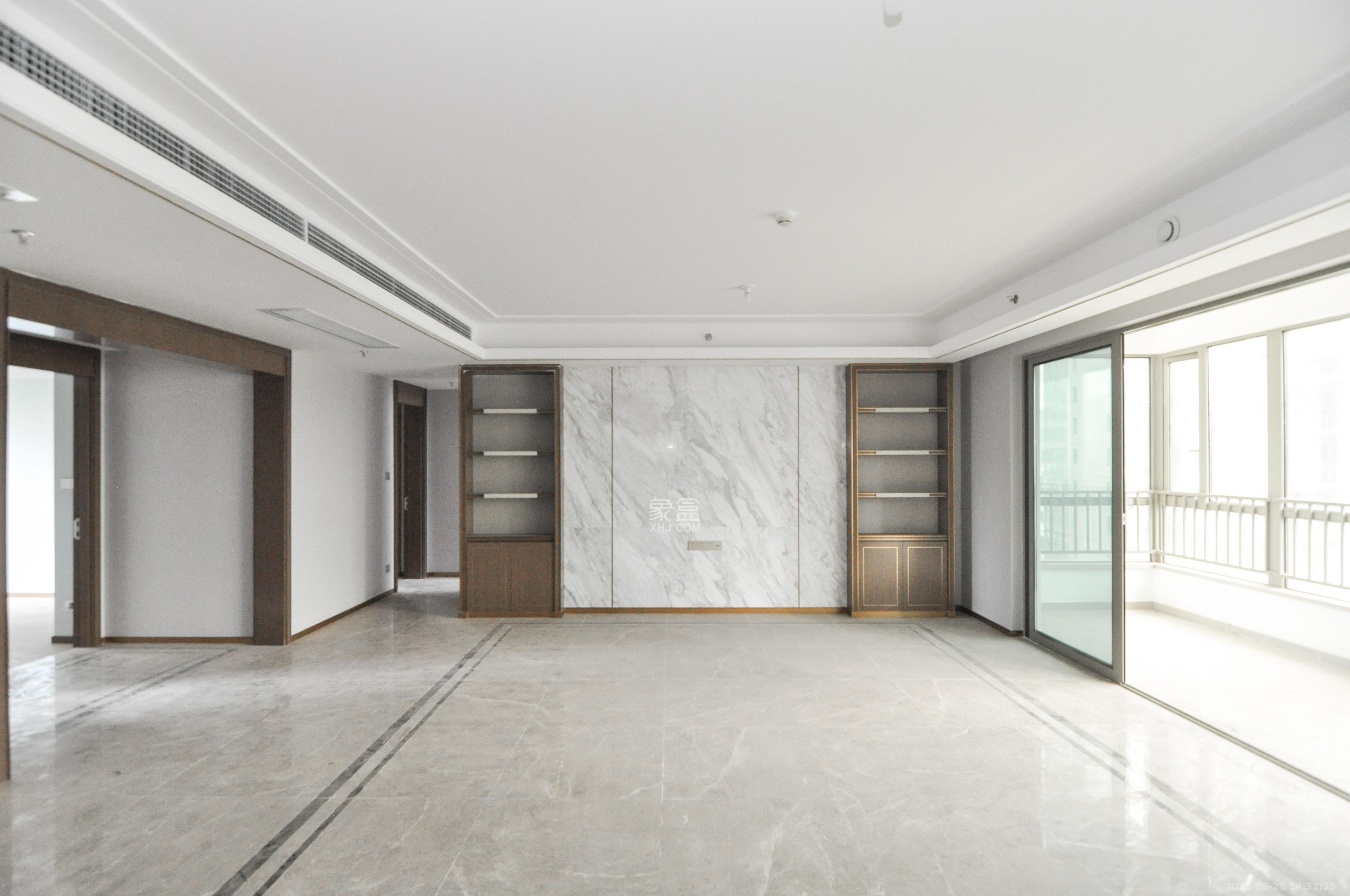 梅溪湖金茂湾 4室2厅2卫 315.0万 梅溪湖金茂湾 4室2厅2卫 315.0万客厅