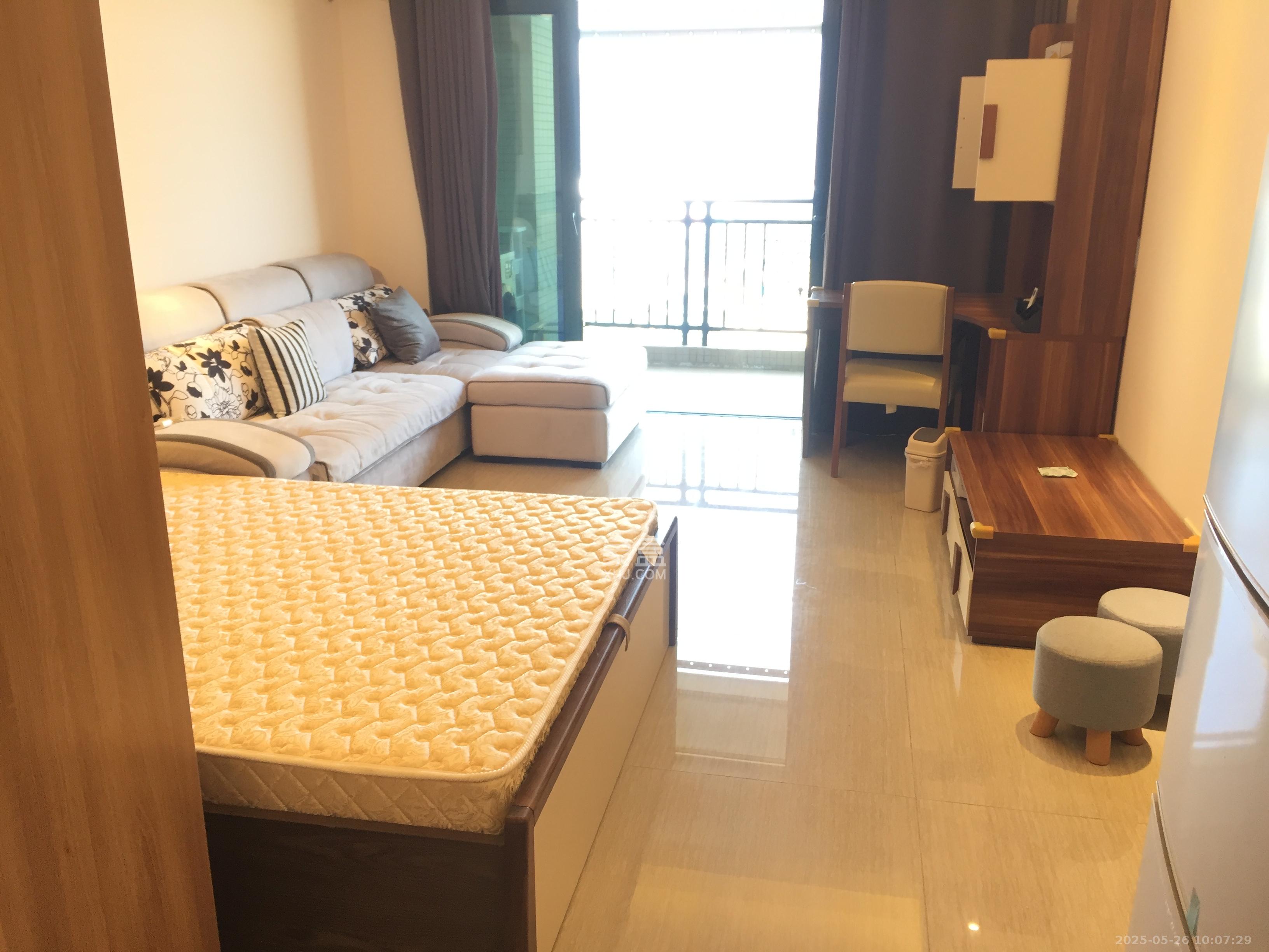 恒大翡翠华庭  1室0厅1卫   1400.00元/月