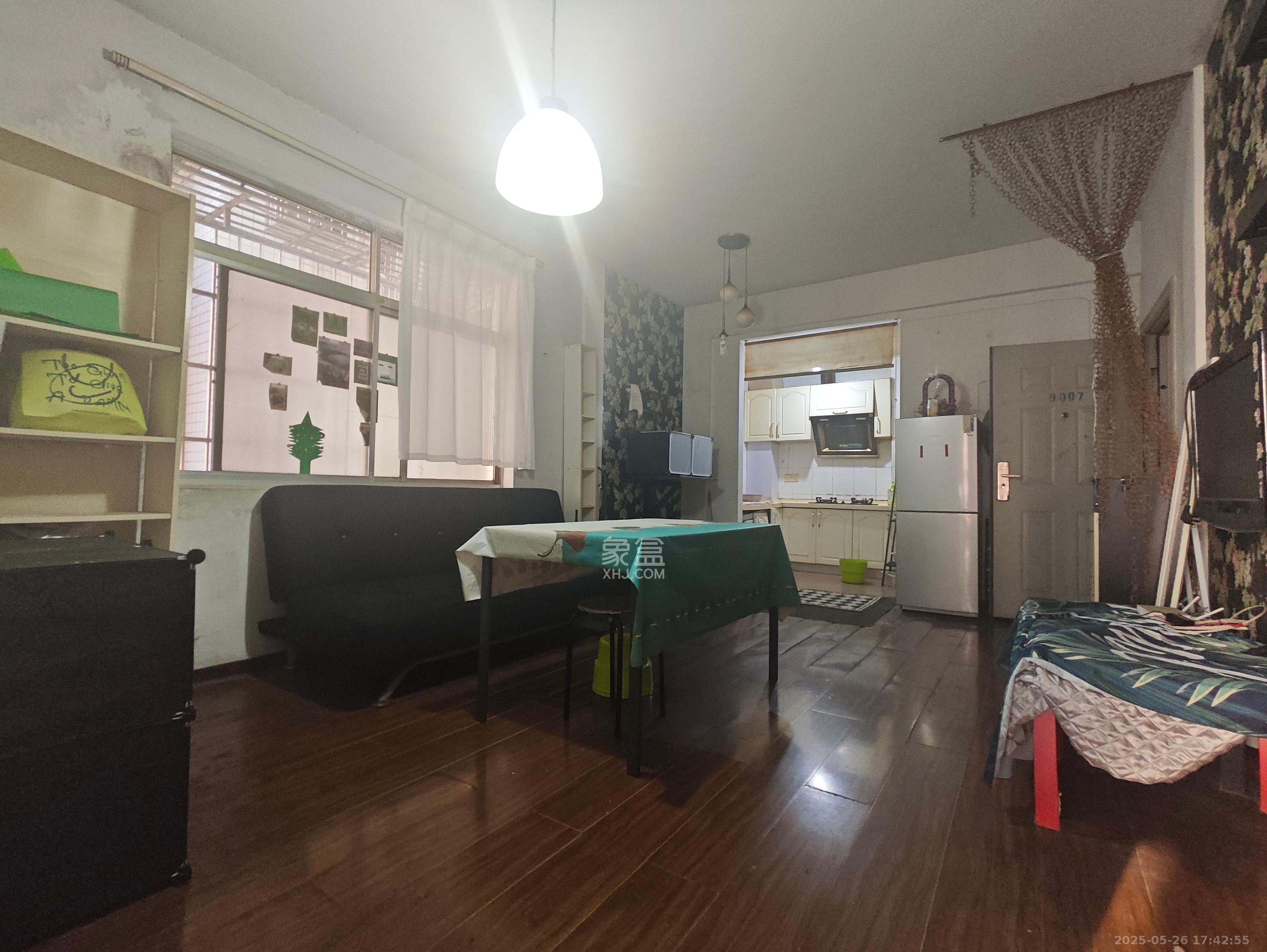 东方新世界 1室1厅1卫 1700.0元/月 东方新世界 1室1厅1卫 1700.0元/月室内图