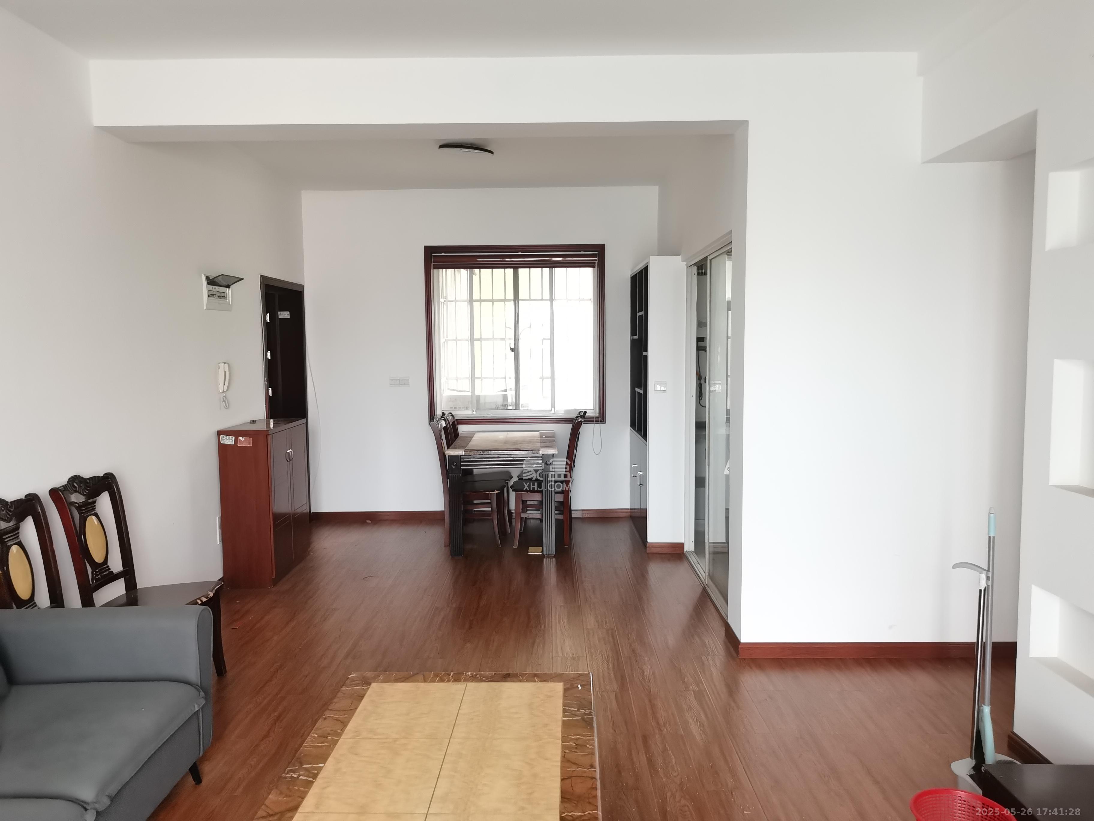 景江雅苑 2室2厅1卫 2300.0元/月 景江雅苑 2室2厅1卫 2300.0元/月室内图