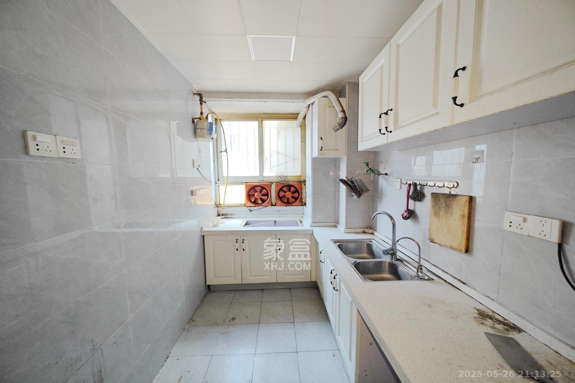 长沙市老干部休养所  4室2厅2卫    78.5万 长沙市老干部休养所  4室2厅2卫    78.5万厨房