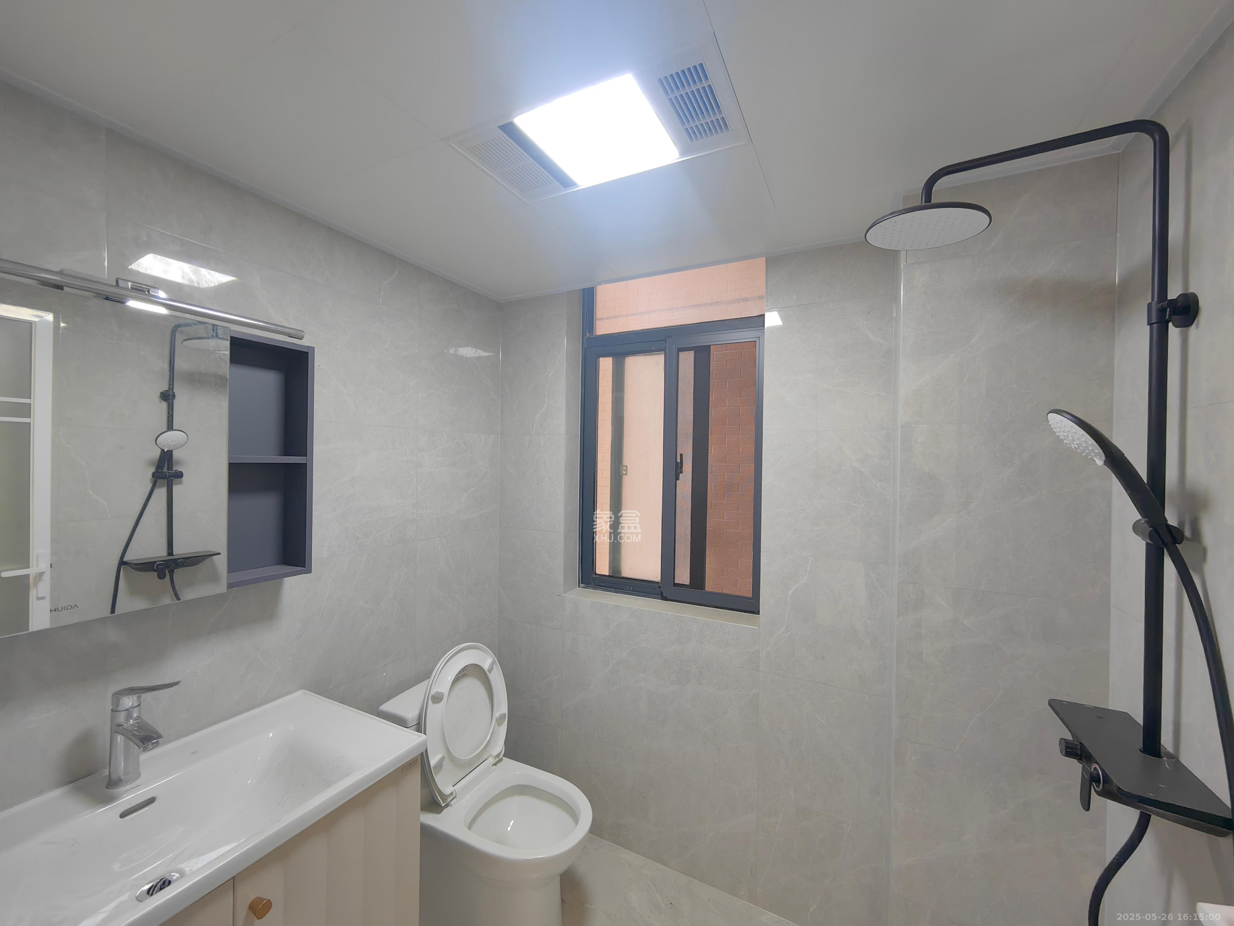 翰林居 3室2厅2卫 1800.0元/月 翰林居 3室2厅2卫 1800.0元/月室内图