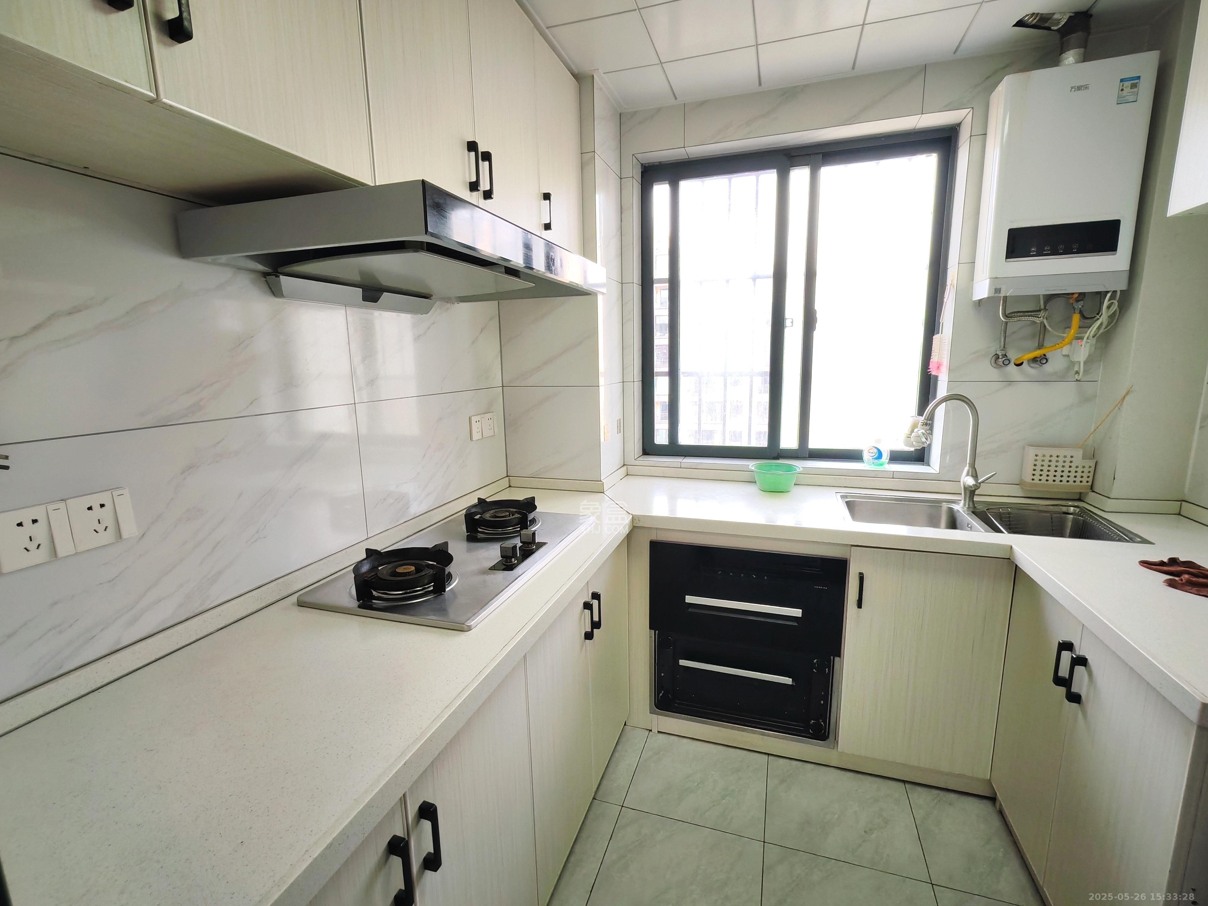 富瑞星座 3室2厅2卫 3200.0元/月 富瑞星座 3室2厅2卫 3200.0元/月室内图